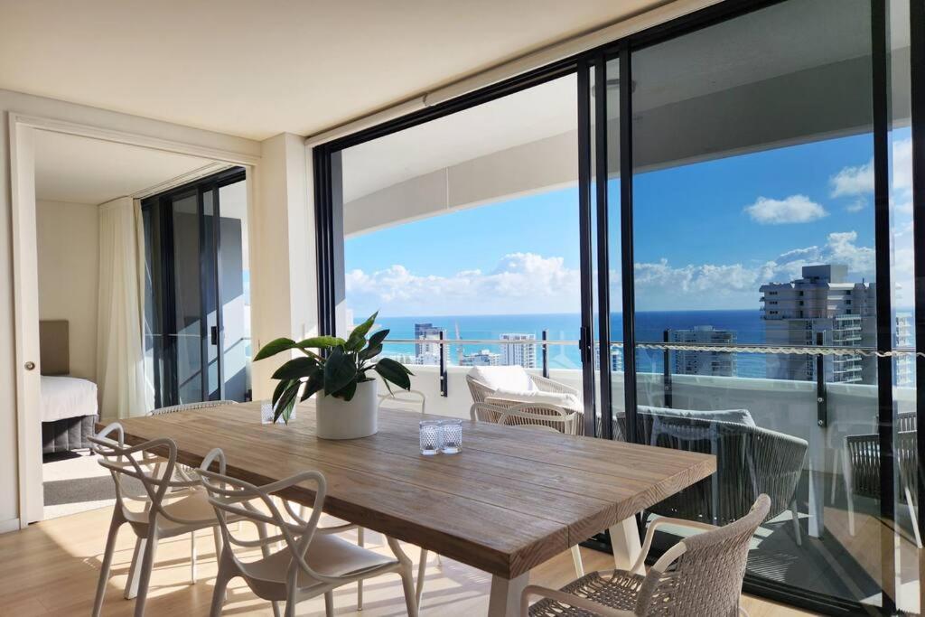 Modern luxury with breathtaking ocean views