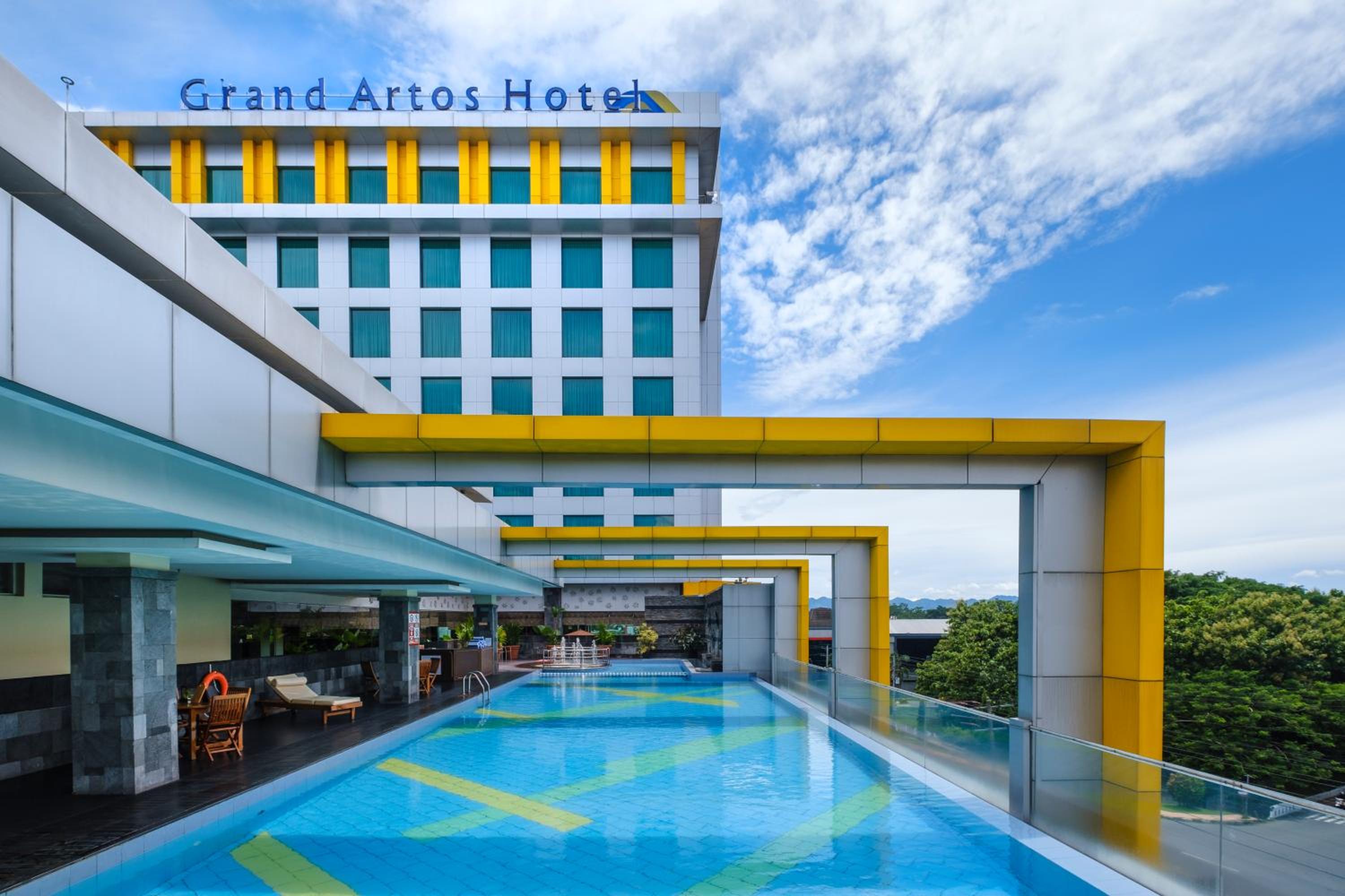 Hotel Grand Artos Hotel & Convention
