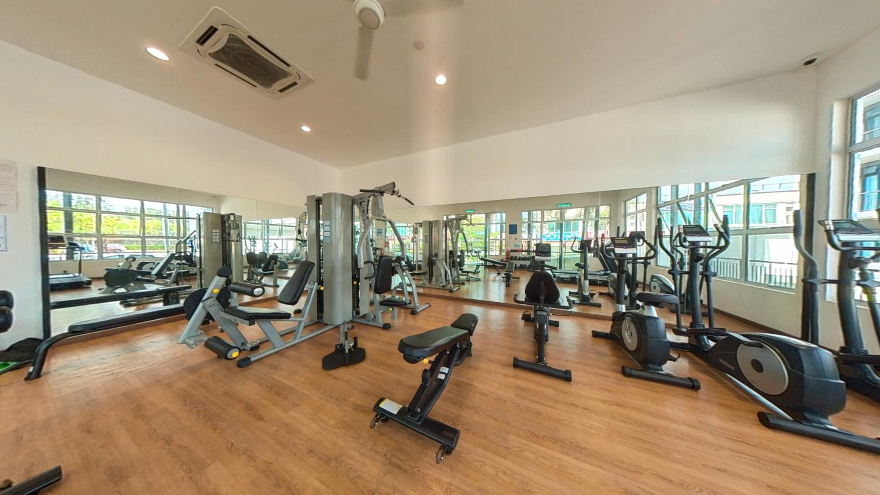 2 Parking Comfy Condo Desaru Town PoolNetflix