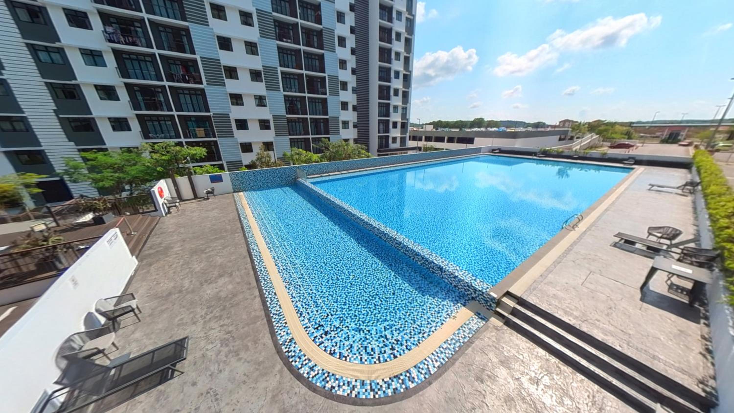 2 Parking Comfy Condo Desaru Town PoolNetflix