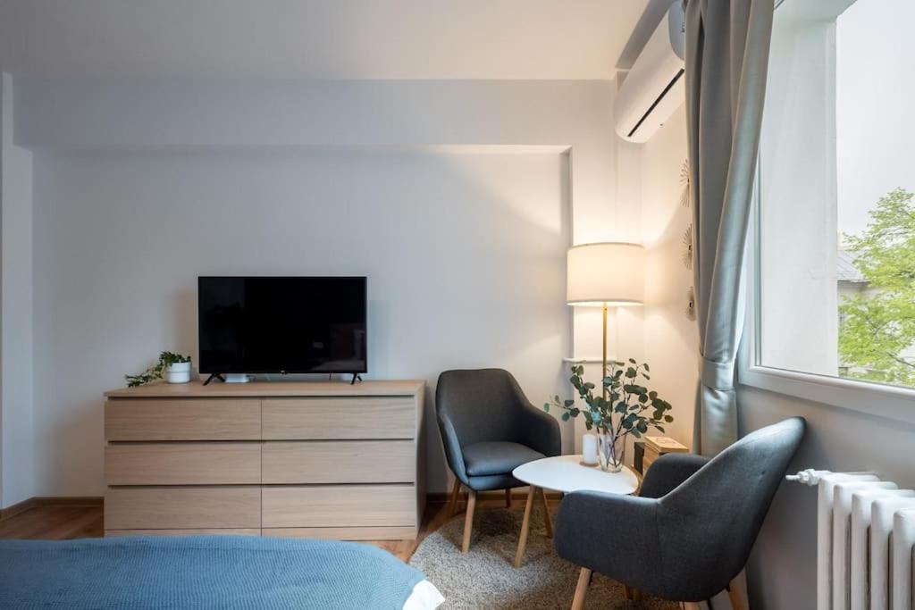 Charming Studio - City Center view 2