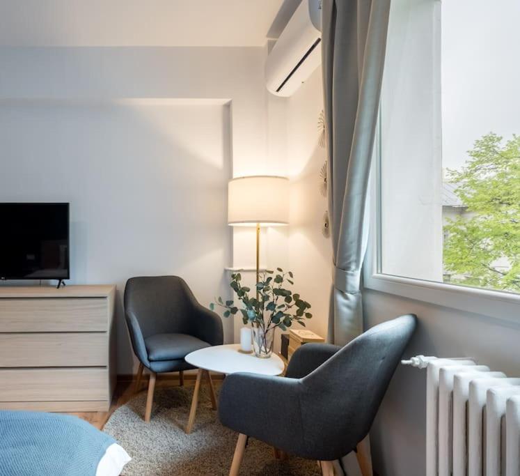 Charming Studio - City Center view 3