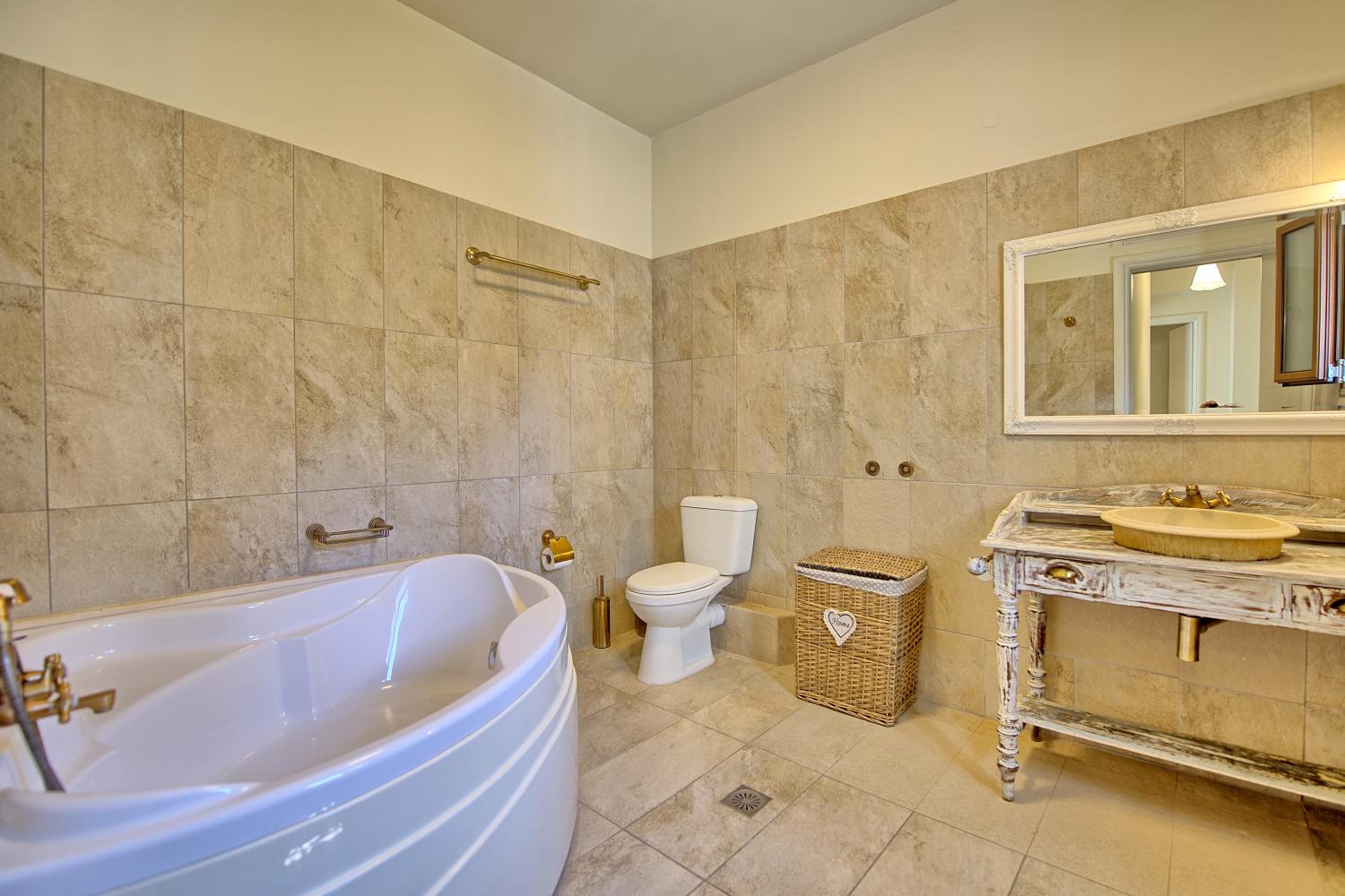 Villa Angie - 150m2 Nature Retreat with Private Pool in Nymfes by PosarelliVillas