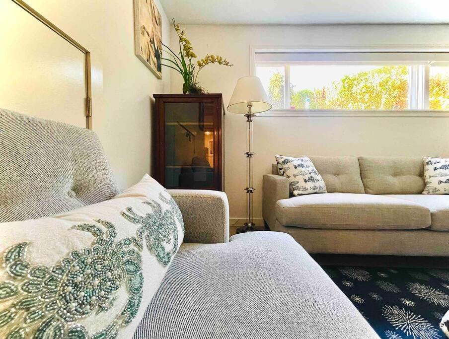 1400sf Cozy Retreat with Sound View, Garden & Privacy view 5
