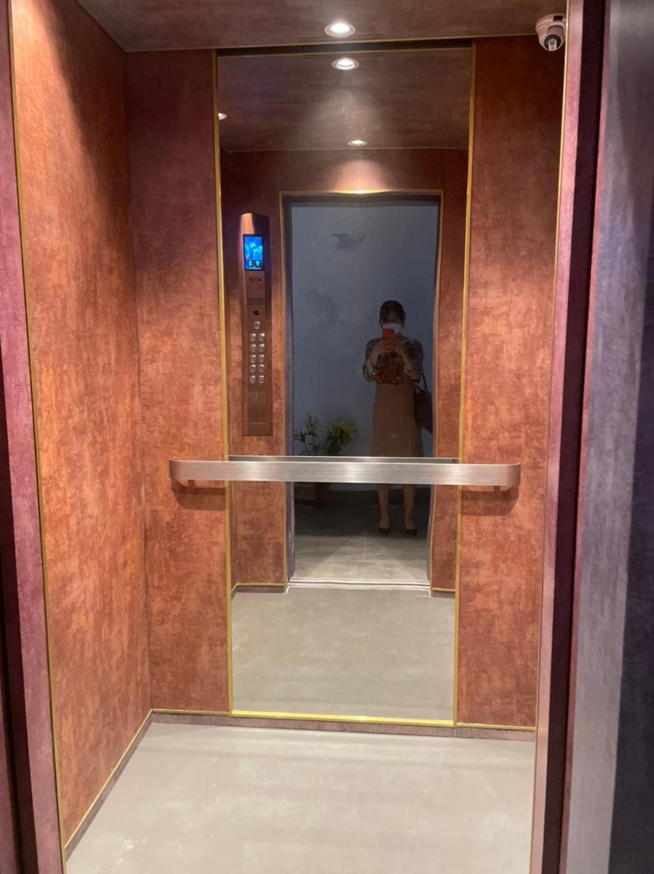 Luxe Paradise Residence 88 Tu Hoa