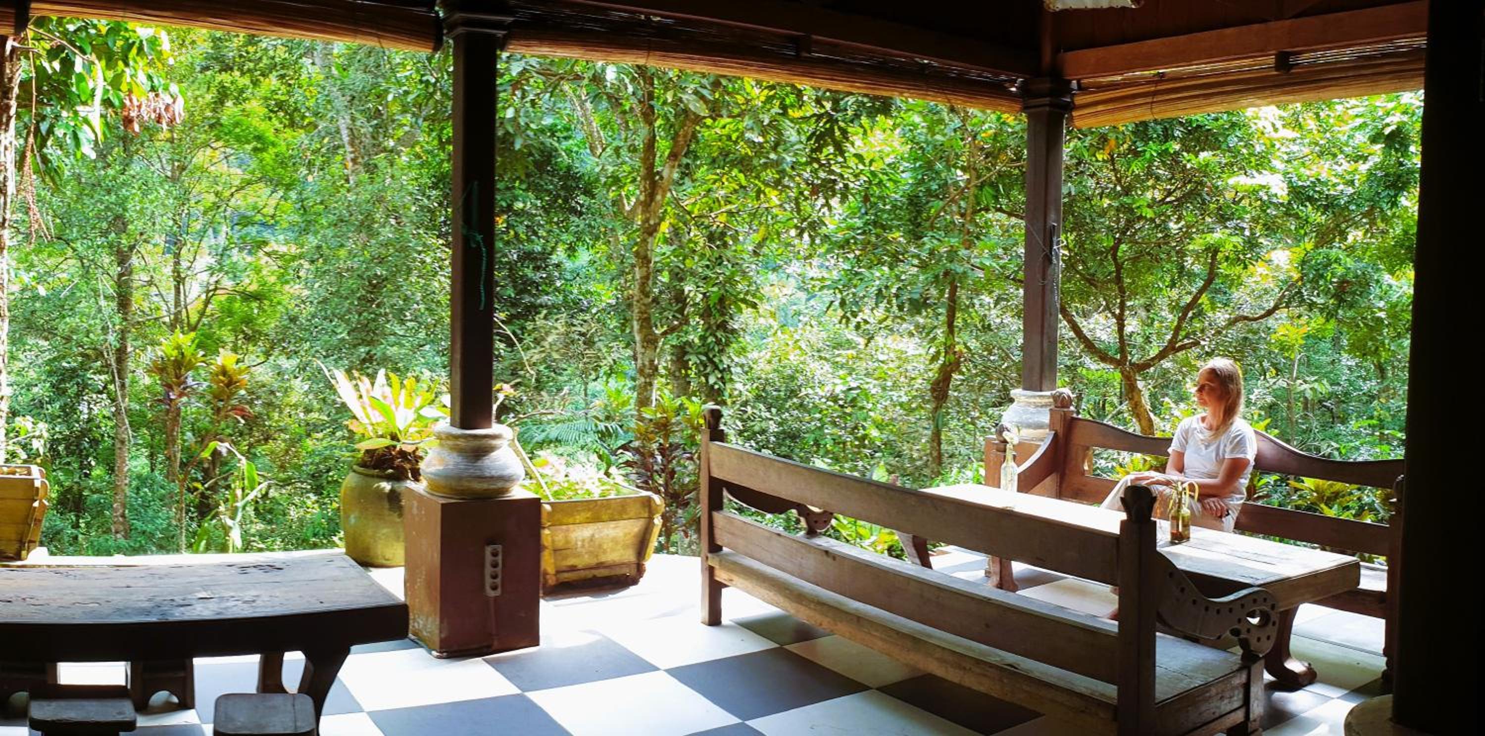 Happy Ria Homestay & Guesthouse for trekking and private transport guests only view 3
