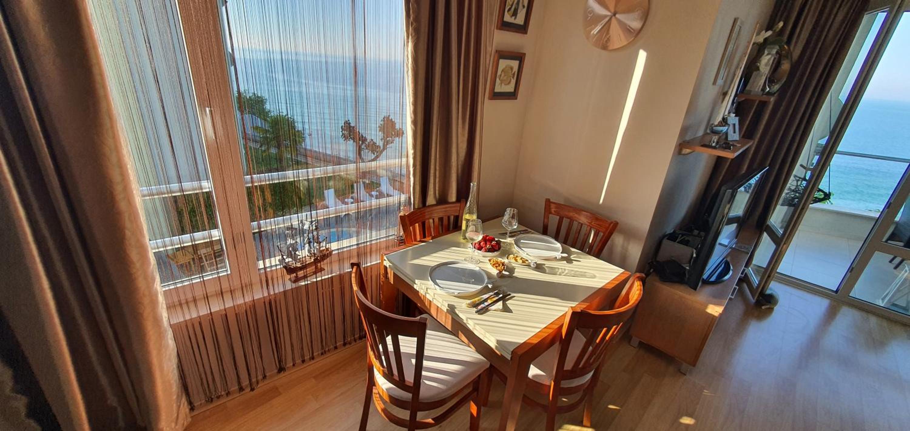 Alex Beach Apartment