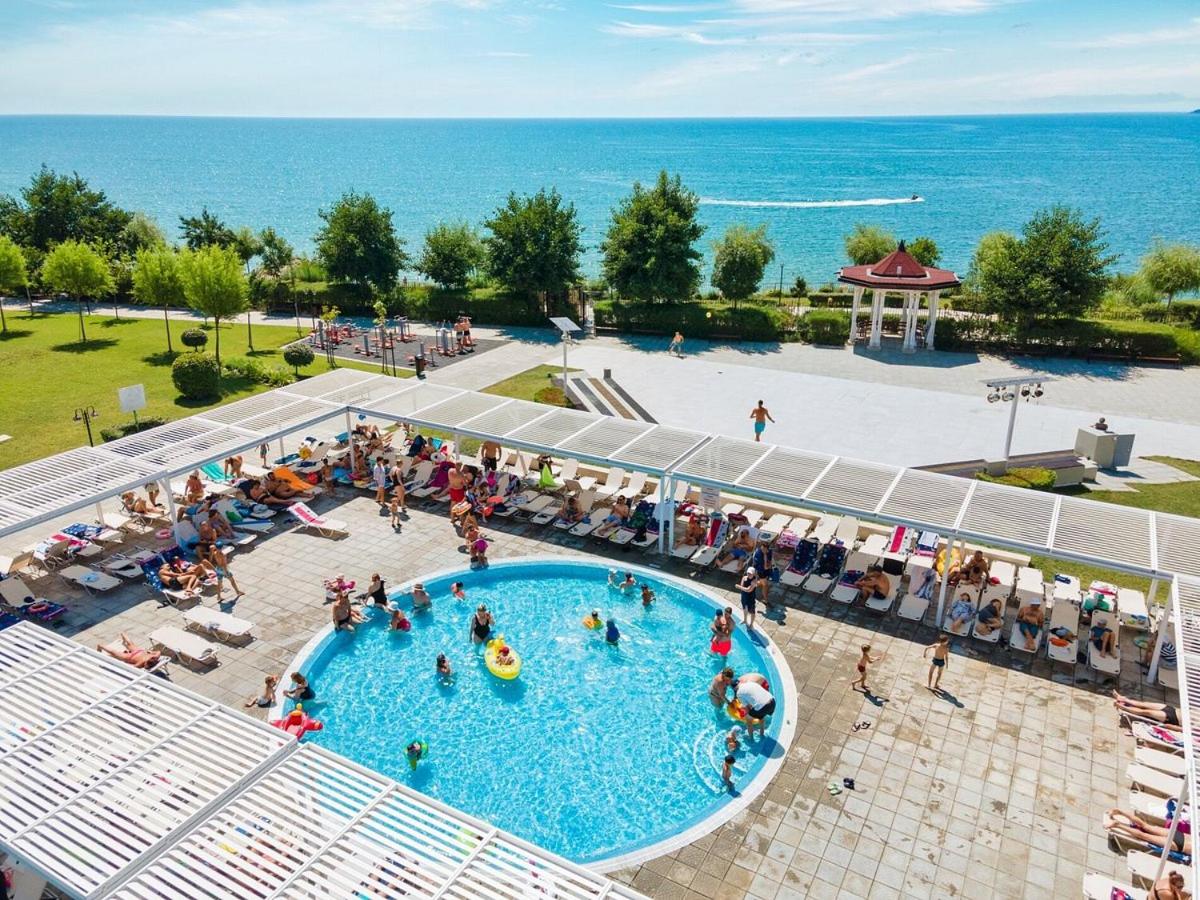 SEA VIEW Apartment on the Sunny Beach