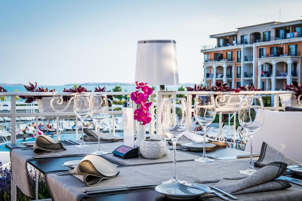 SEA VIEW Apartment on the Sunny Beach