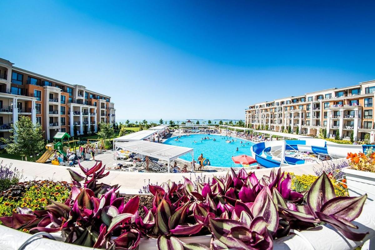 SEA VIEW Apartment on the Sunny Beach