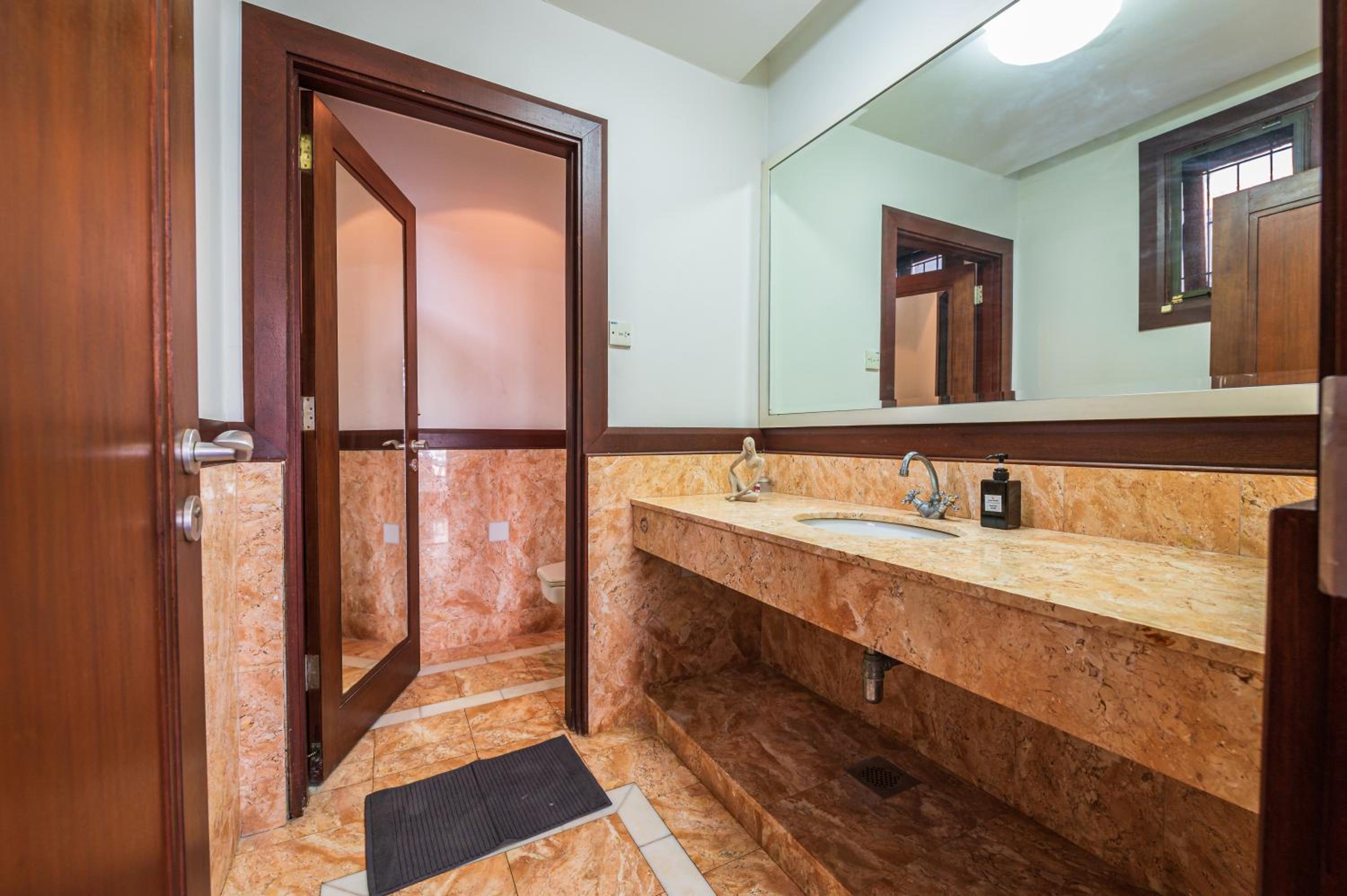 Tropical Bliss Luxe 5BR 30Pax Private Pool Villa KL by Verano