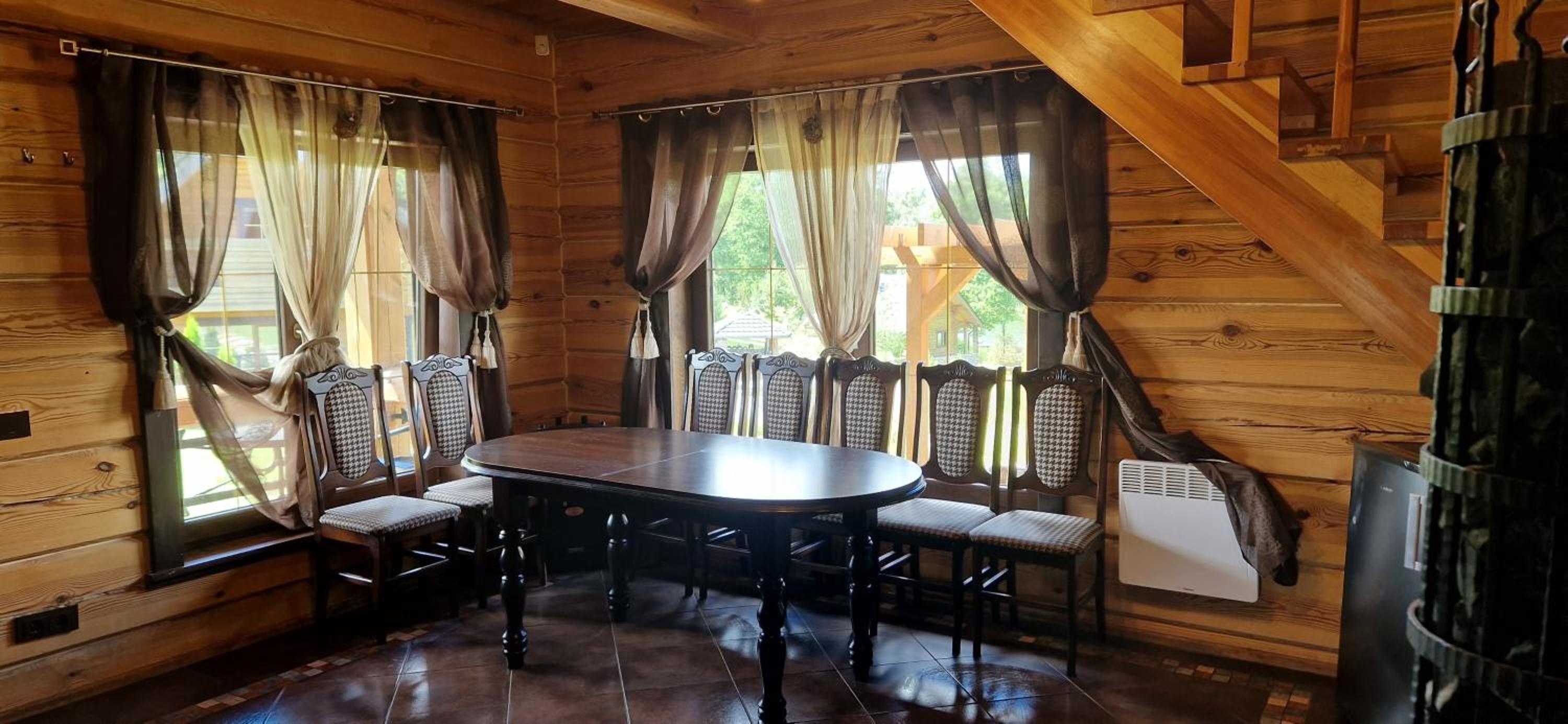 Namukas su ežero pakrante Trakai ,Viesų vila