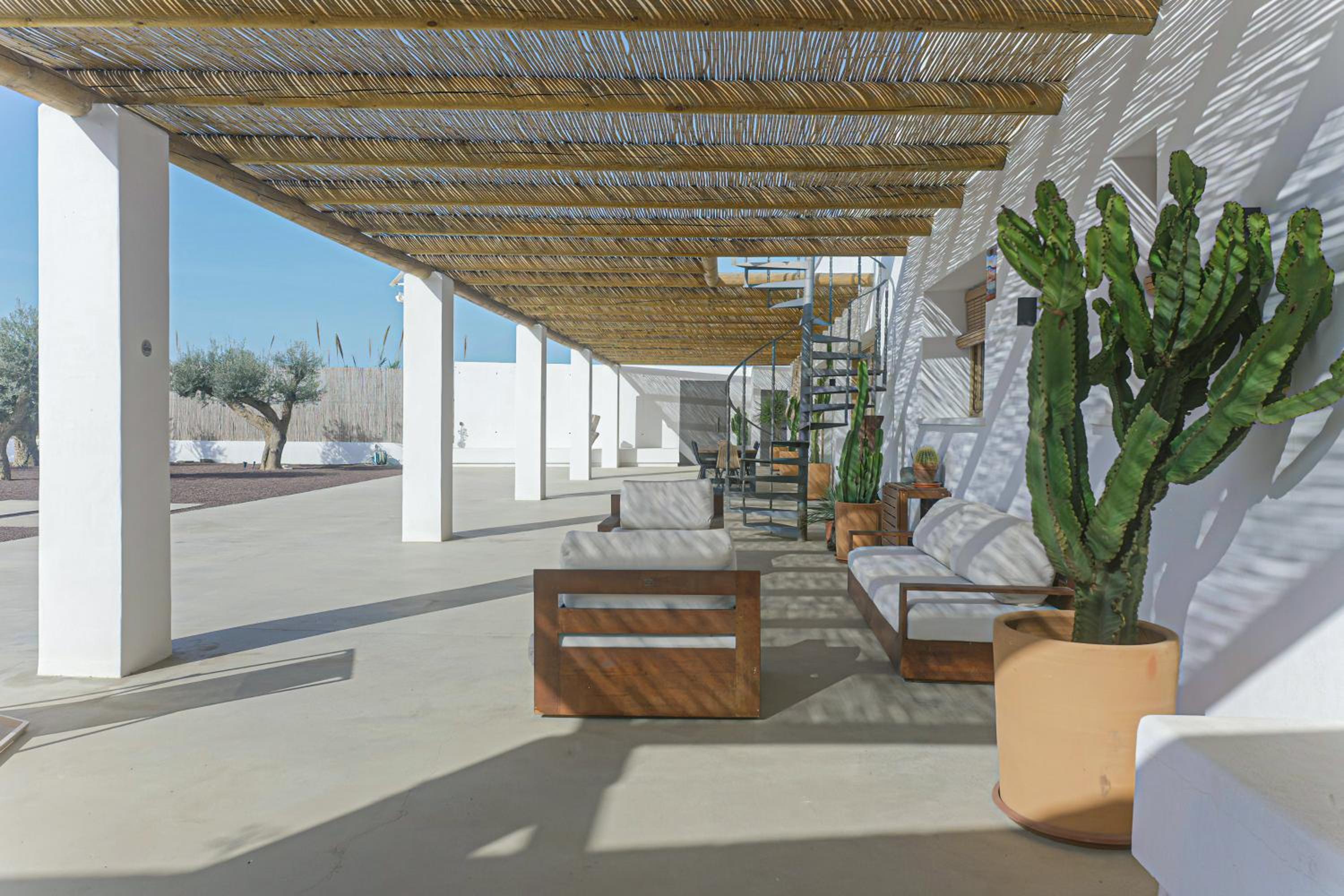Moott Homes Suites Villa Costacabana