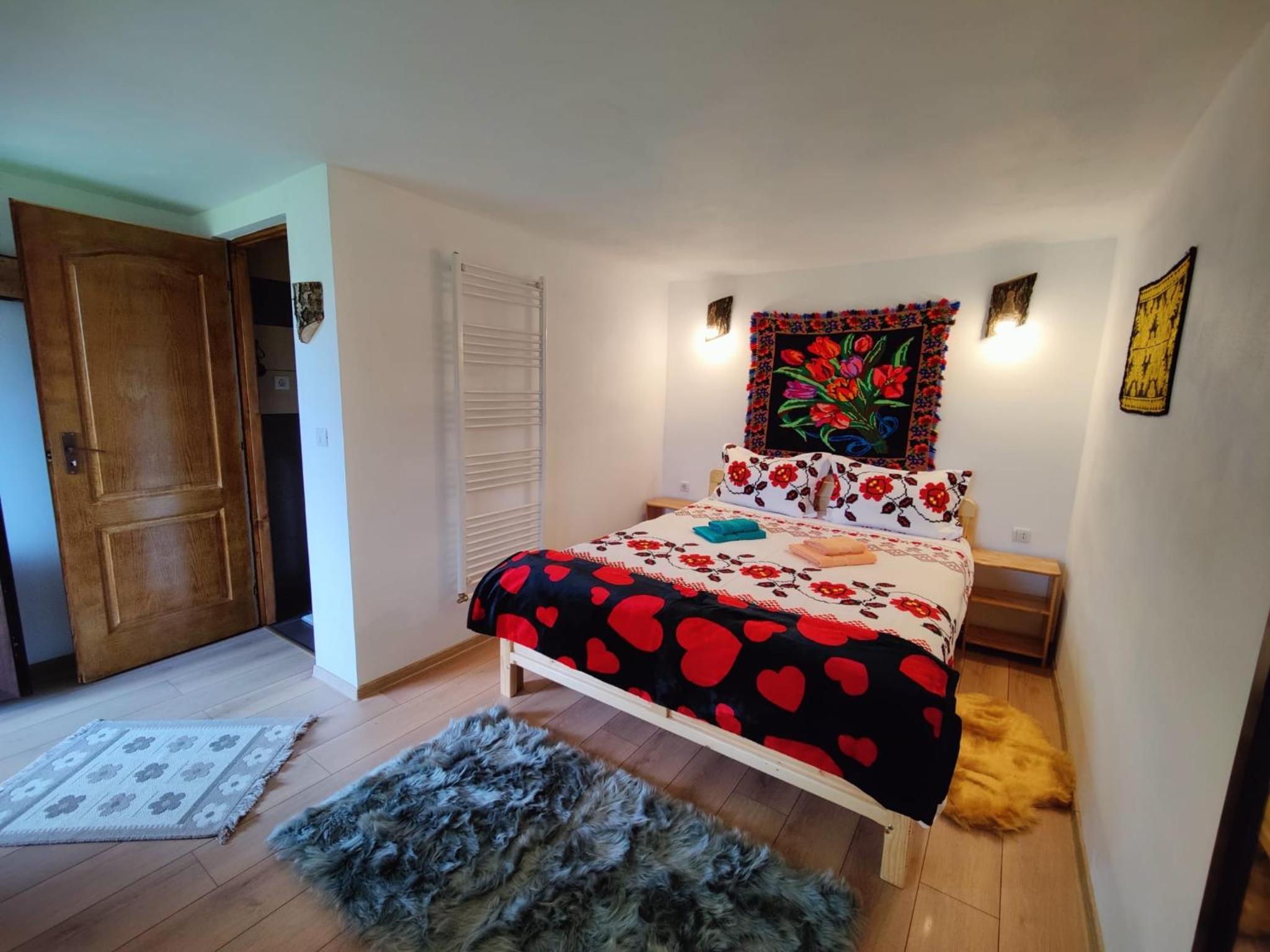 Casa Poiana Teiului view 3