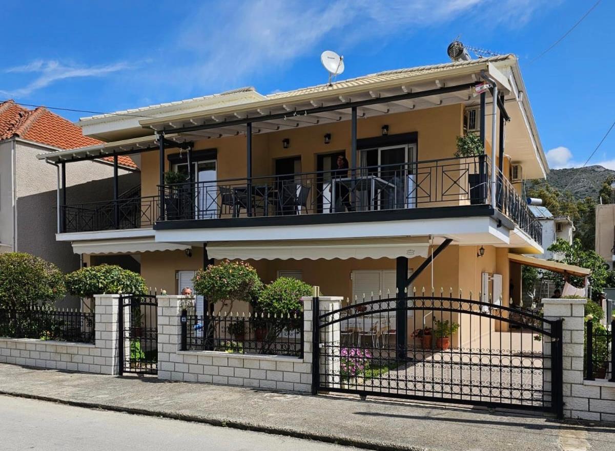 Ioulia`s Apartments