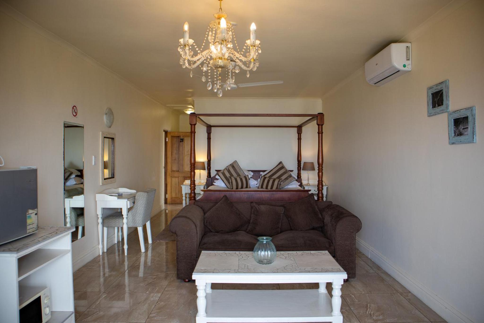 305 Guest House