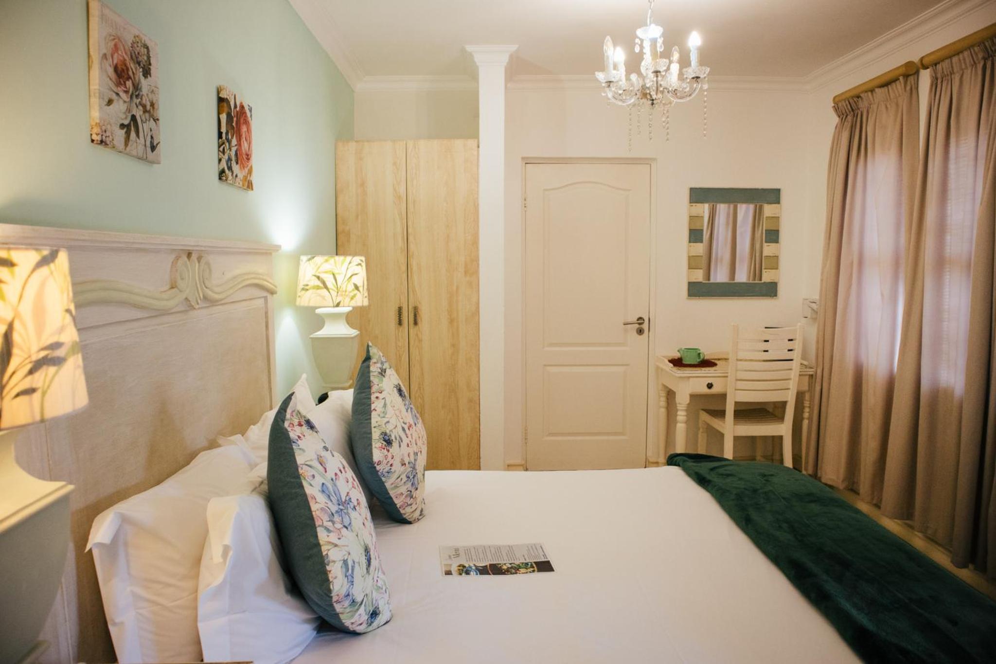 305 Guest House