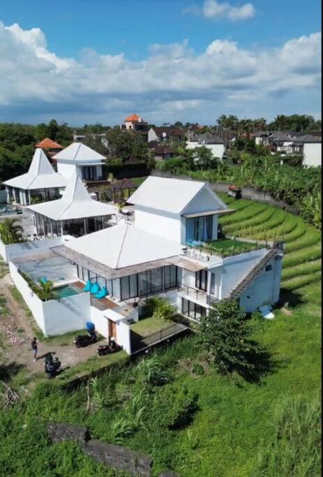 Villa Elena Z
