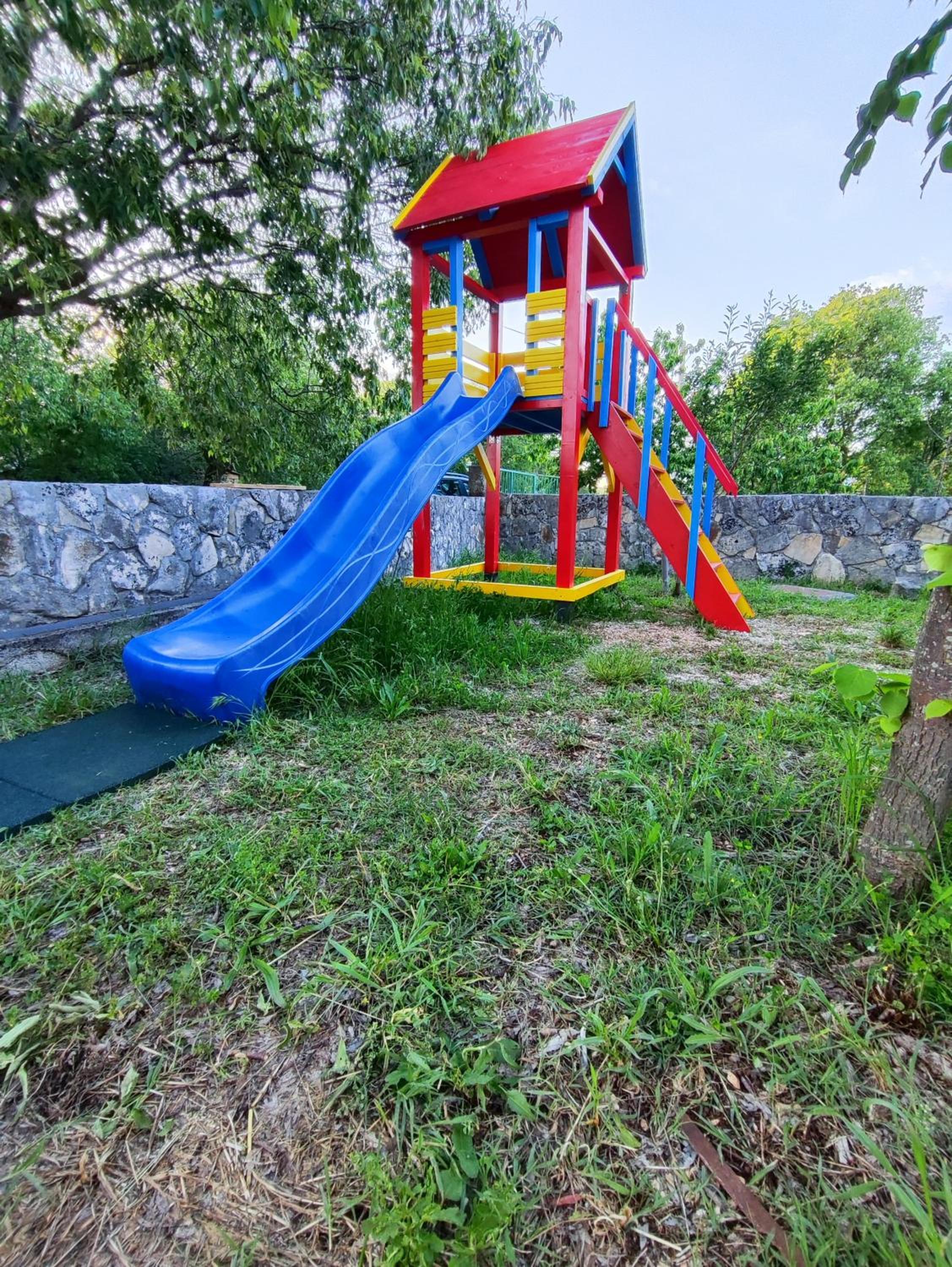 Photo 18