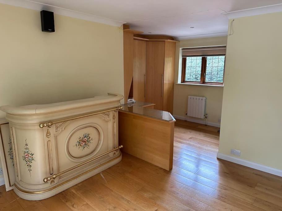 Maywoods Apartment