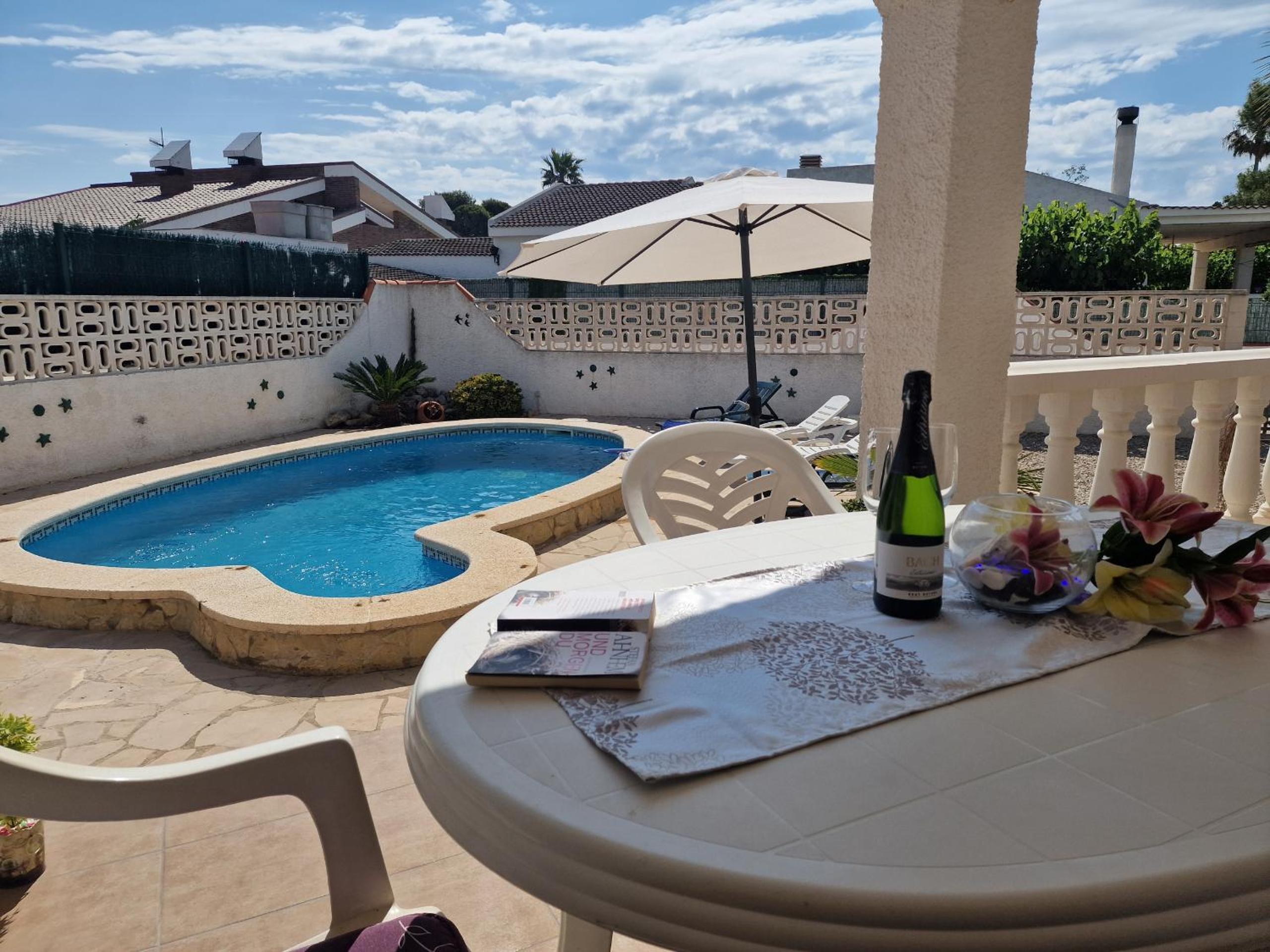 Riumar "Marianna", 310m to beach, private pool, On-Site-Service, dog beach view 3