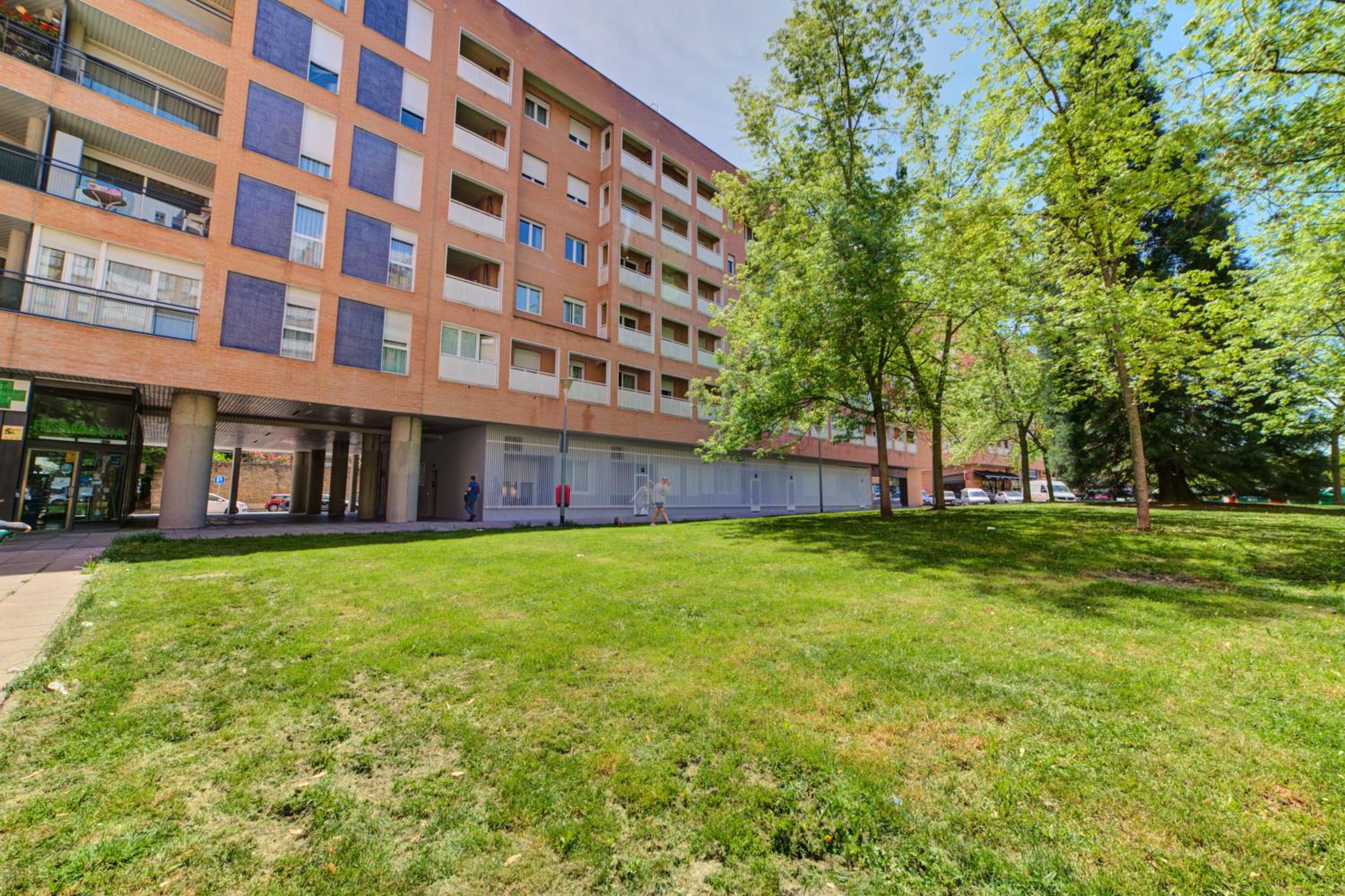 Apartamentos Pamplona Confort by Clabao