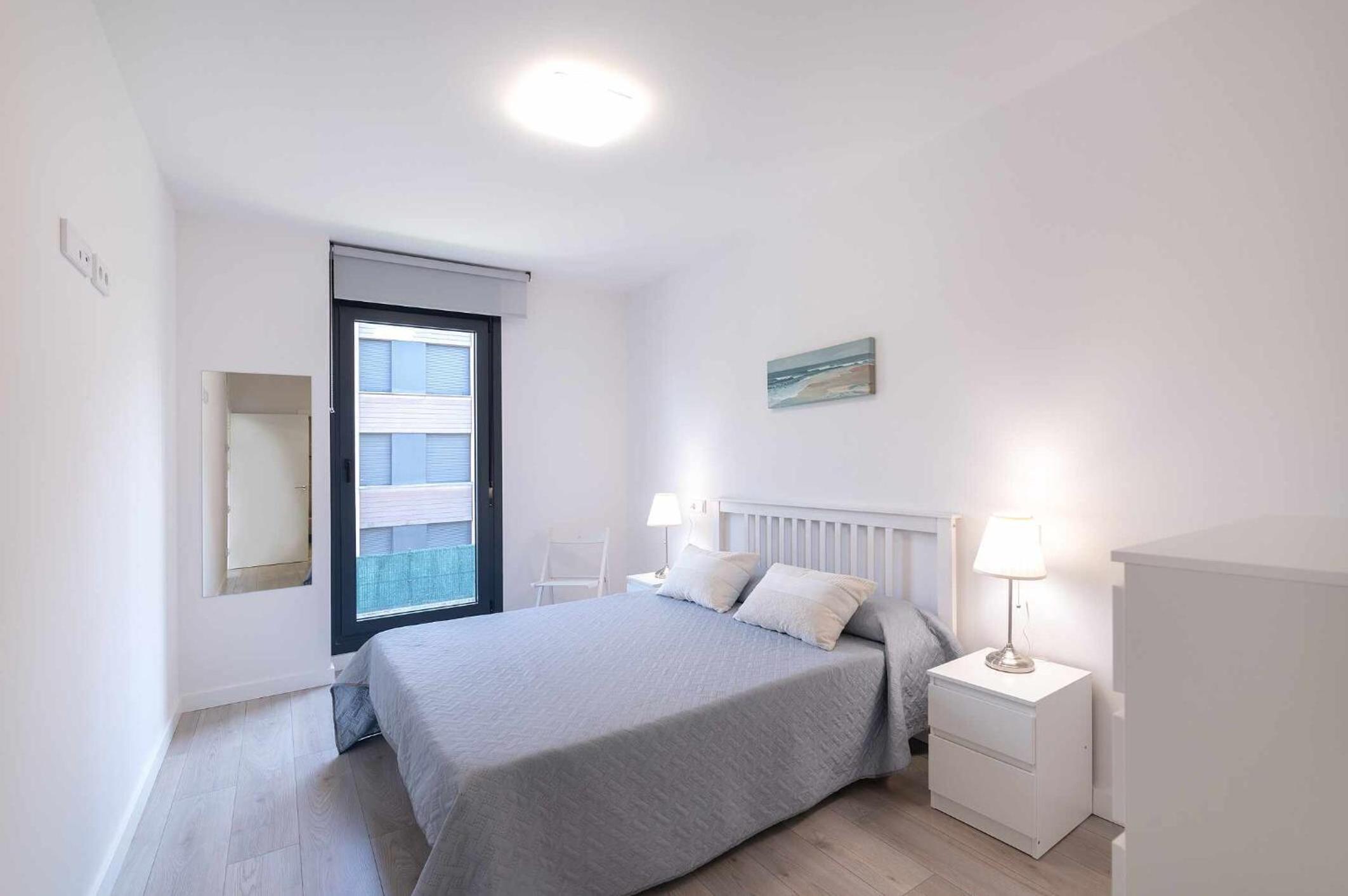 Aernus Marina - Piscina, parking y terraza