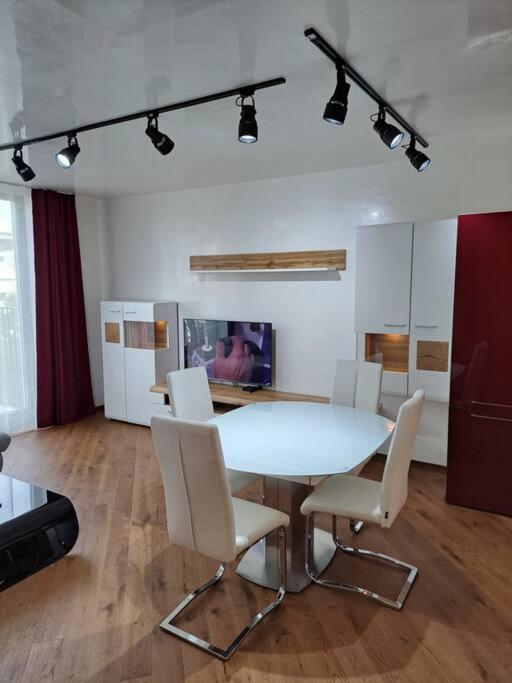 Luxury apartment in building K55 with free garage