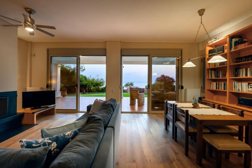 Sunset Villa 2 view 4