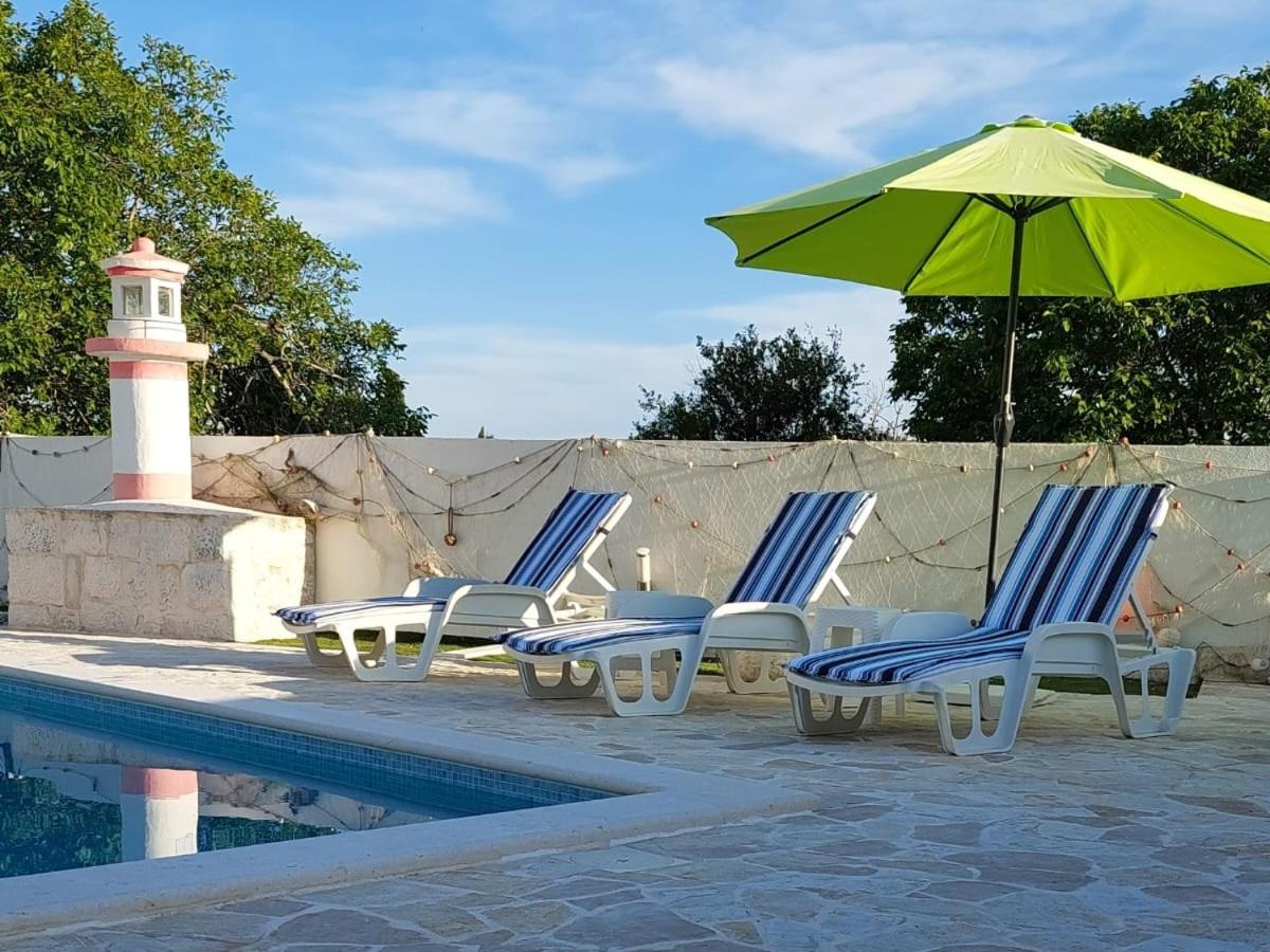 Villa Roza 1 view 2