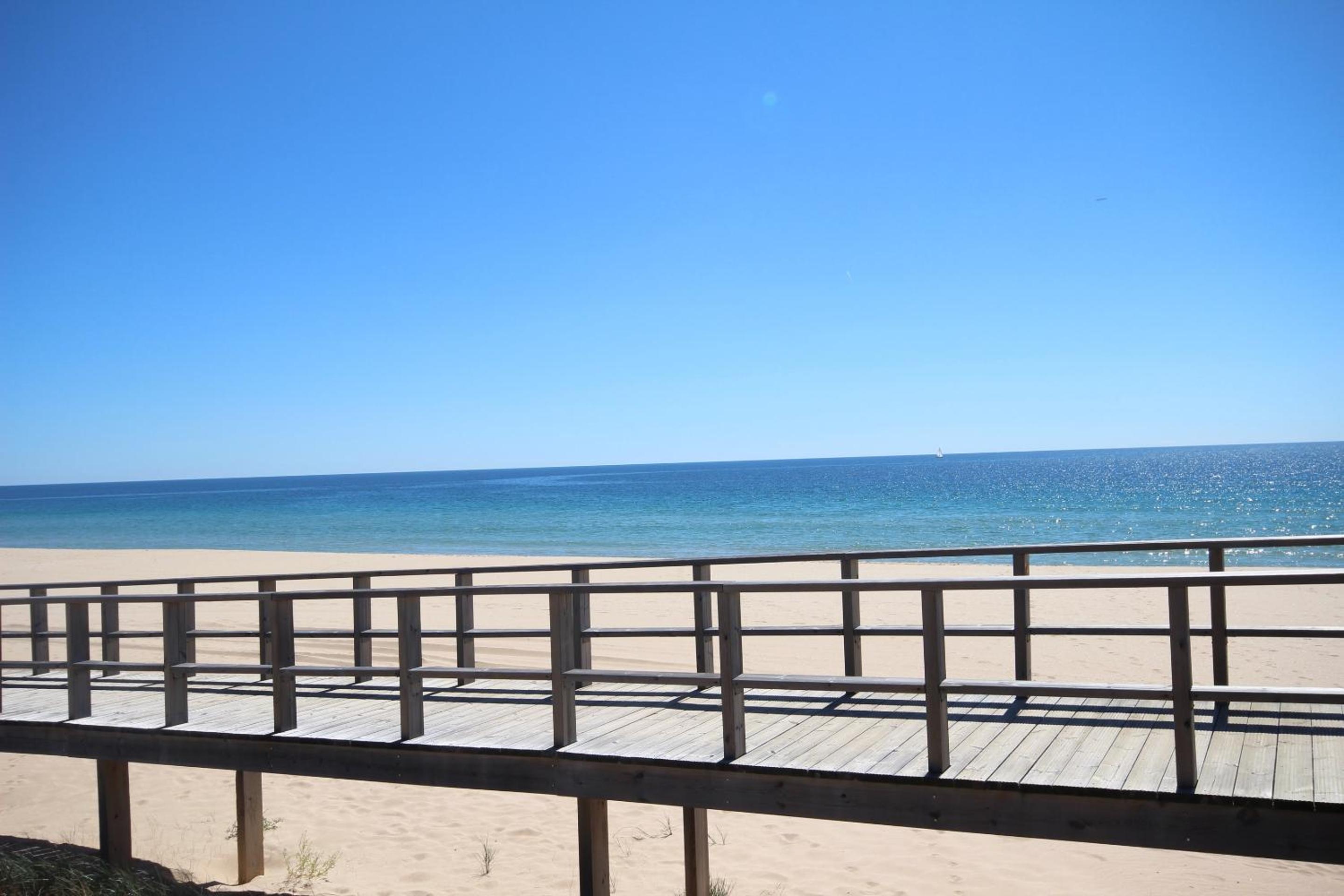 Studio on Alvor's Beach by amcf view 3