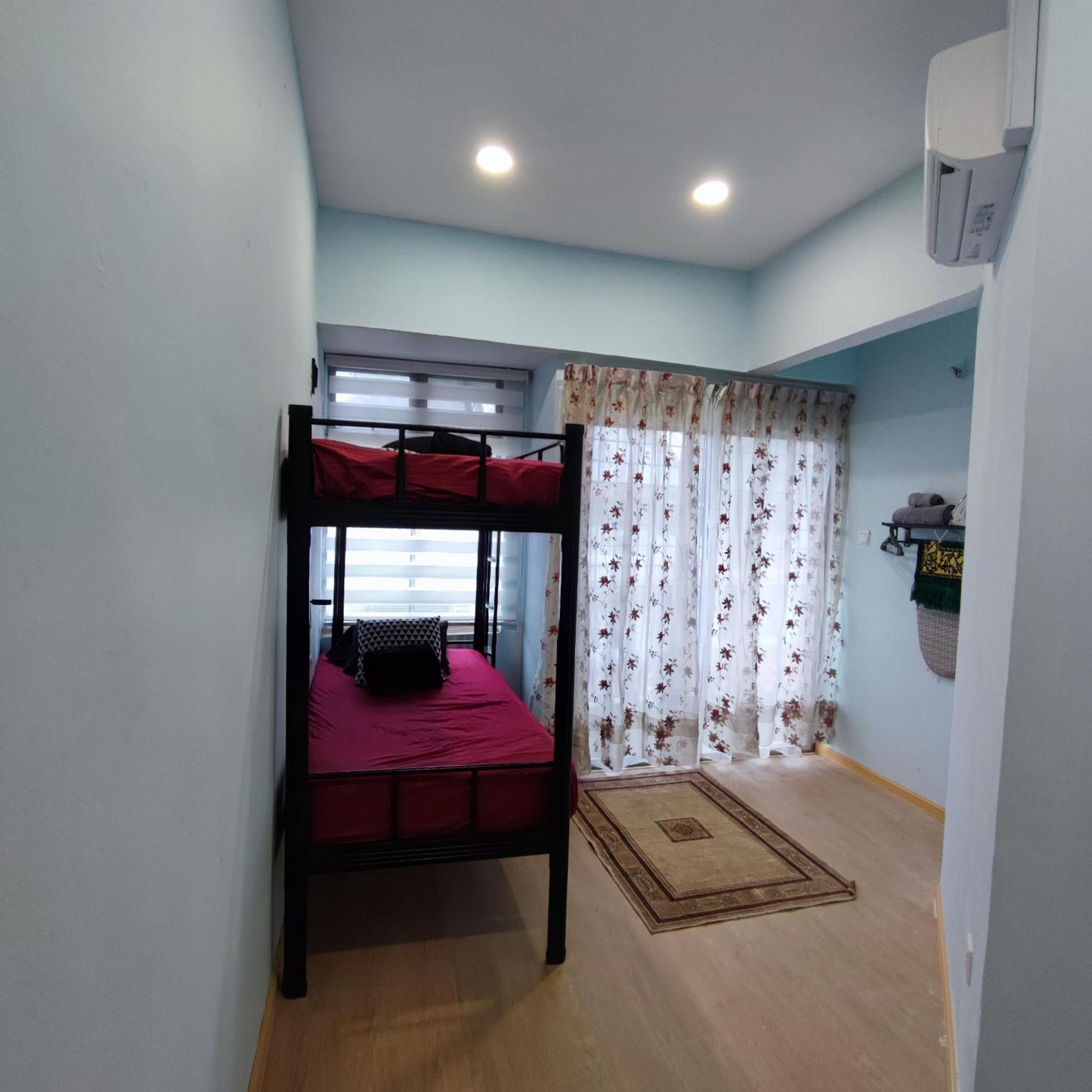 Homestay Wee Inn JB INDOOR POOL