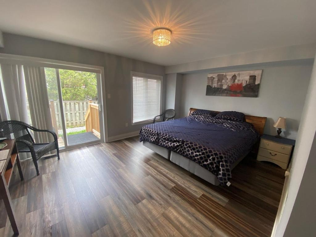 2 bedroom with 2 ensuites Unit in Richmond Hill