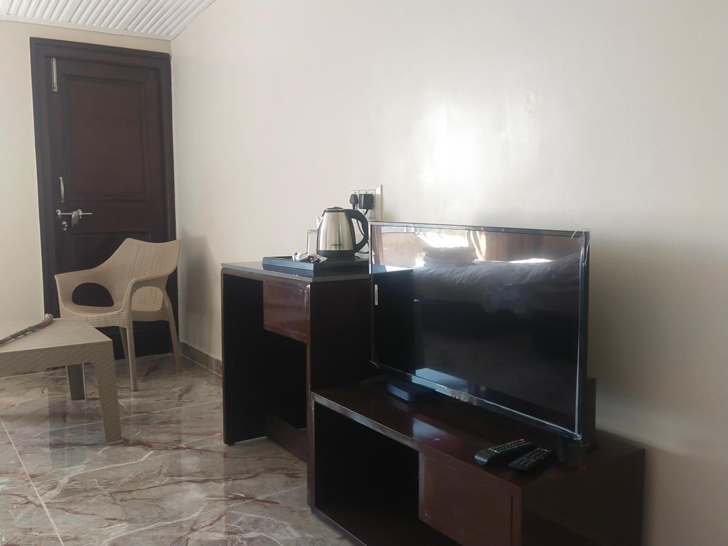 Dhanlaxmi Apartments