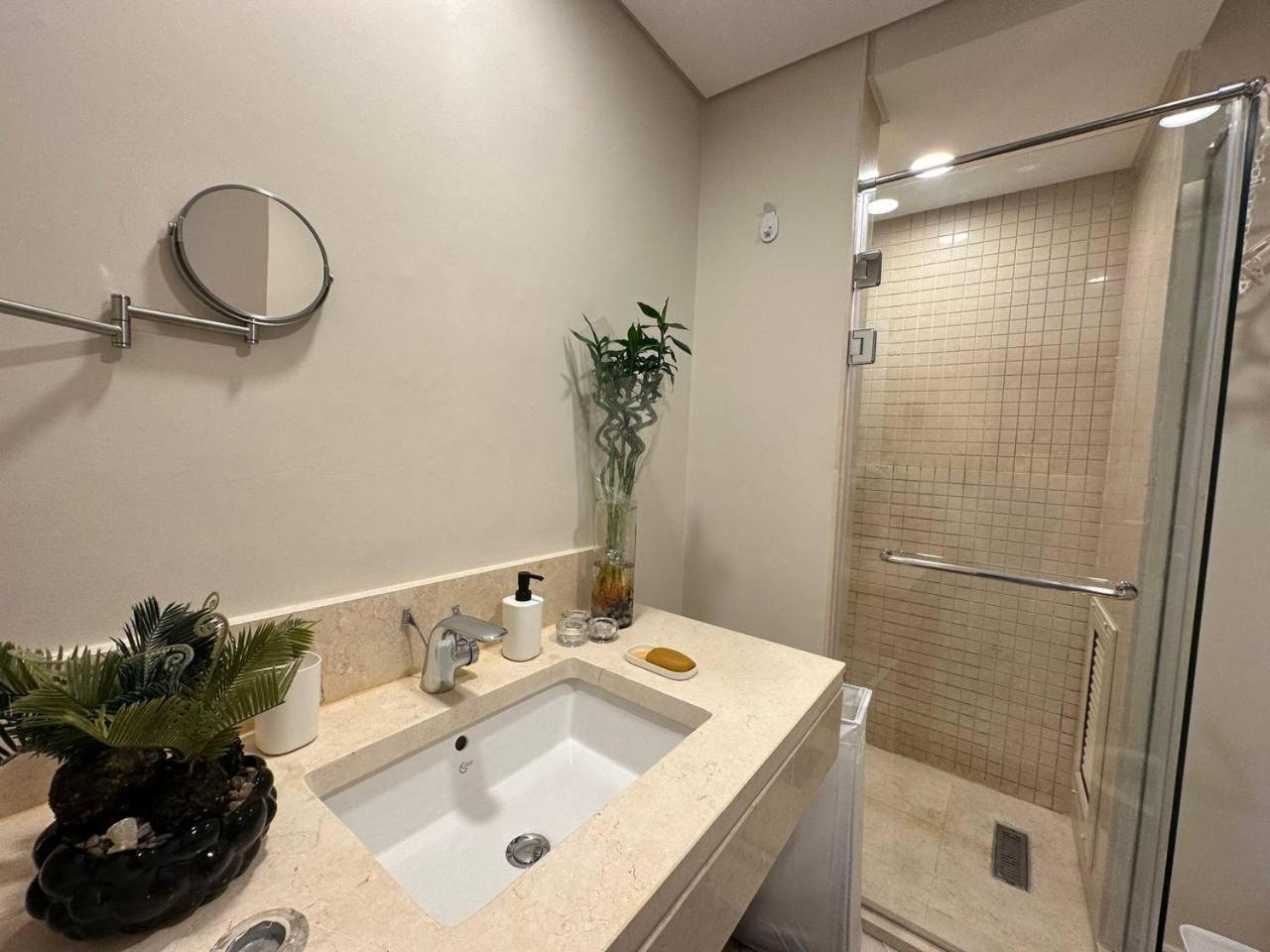 Mangroovy Tasteful 1 bedroom