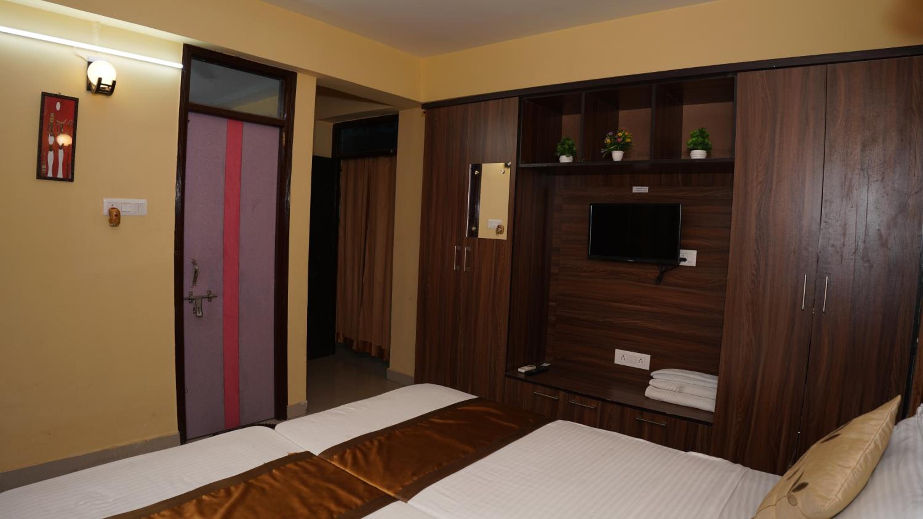 Photo 10