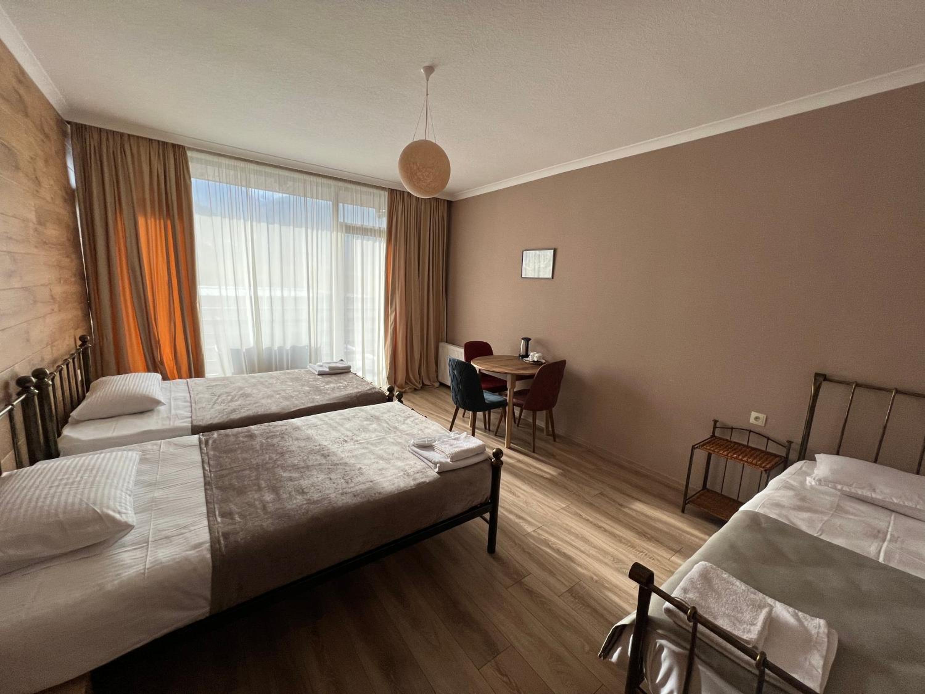 Old District View Hotel kazbegi