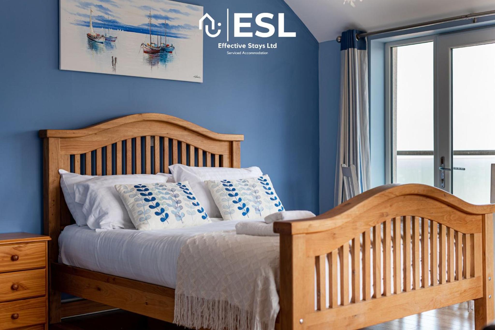 4 En Suite Bedroom Home Overlooking New Quay Sea view 4
