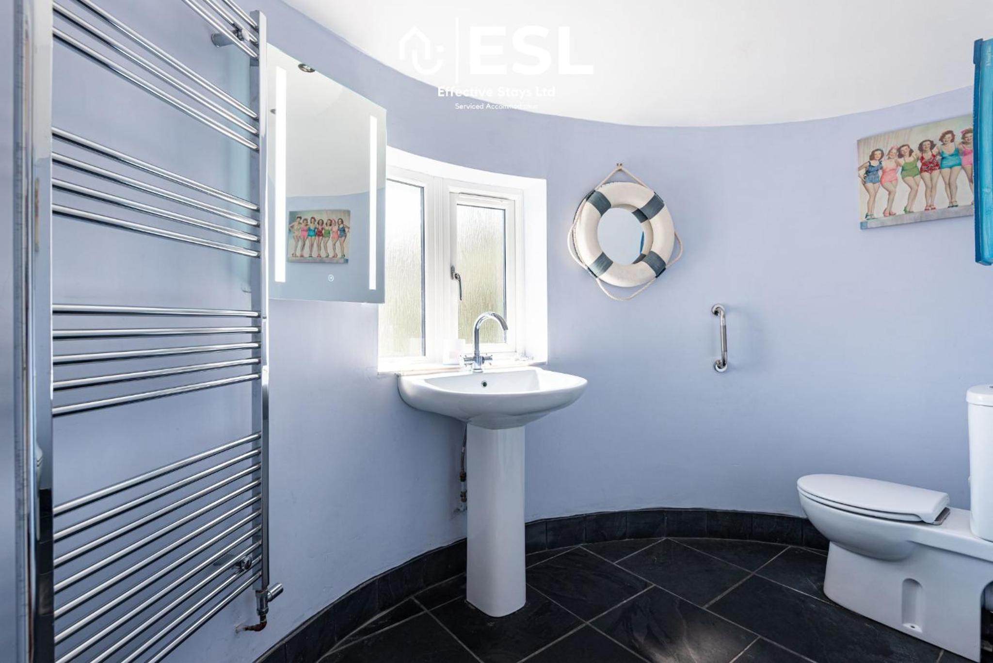 4 En Suite Bedroom Home Overlooking New Quay Sea view 5