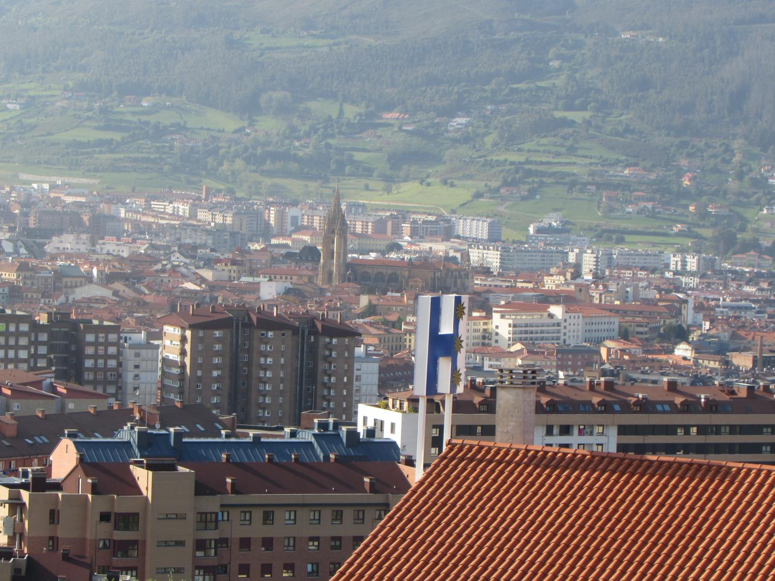 Hotel Palacio de Asturias en Oviedo — other
