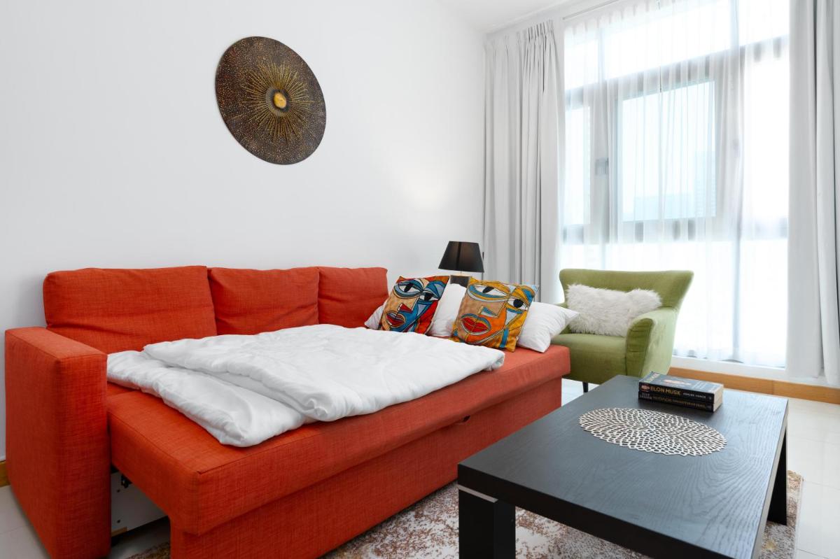Vacay Lettings - 1 Bed at Iris Blue, Dubai Marina