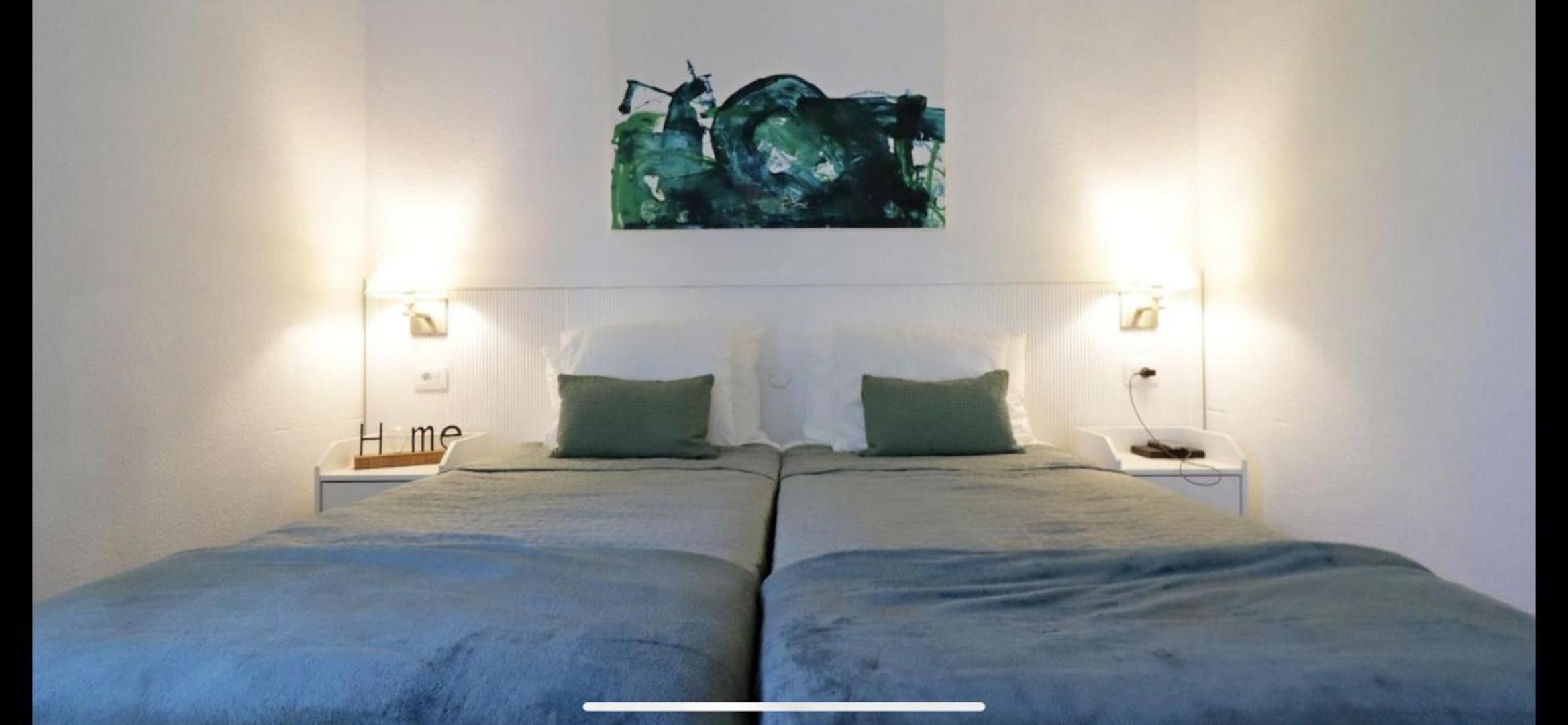 Stunning Refurbished 1 bedroom apartment