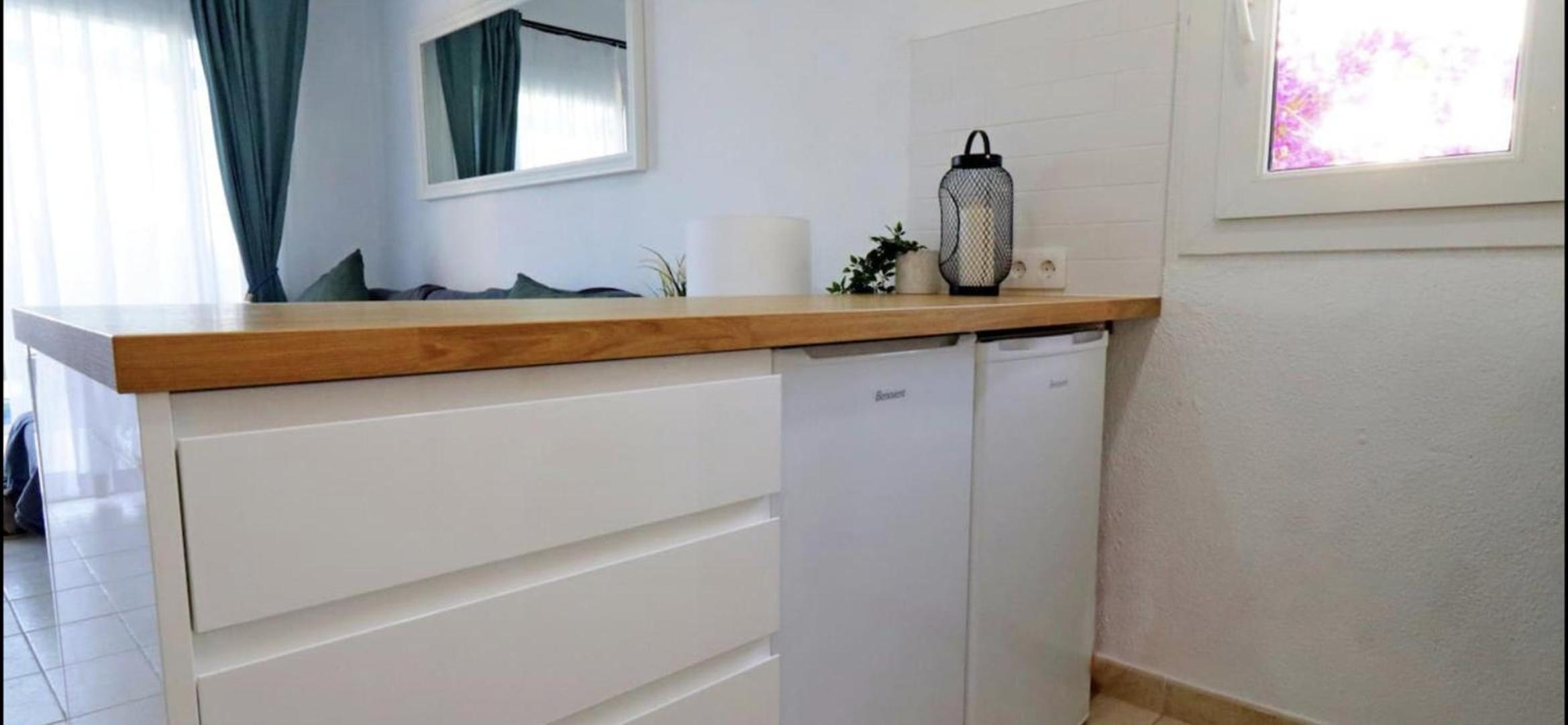Stunning Refurbished 1 bedroom apartment