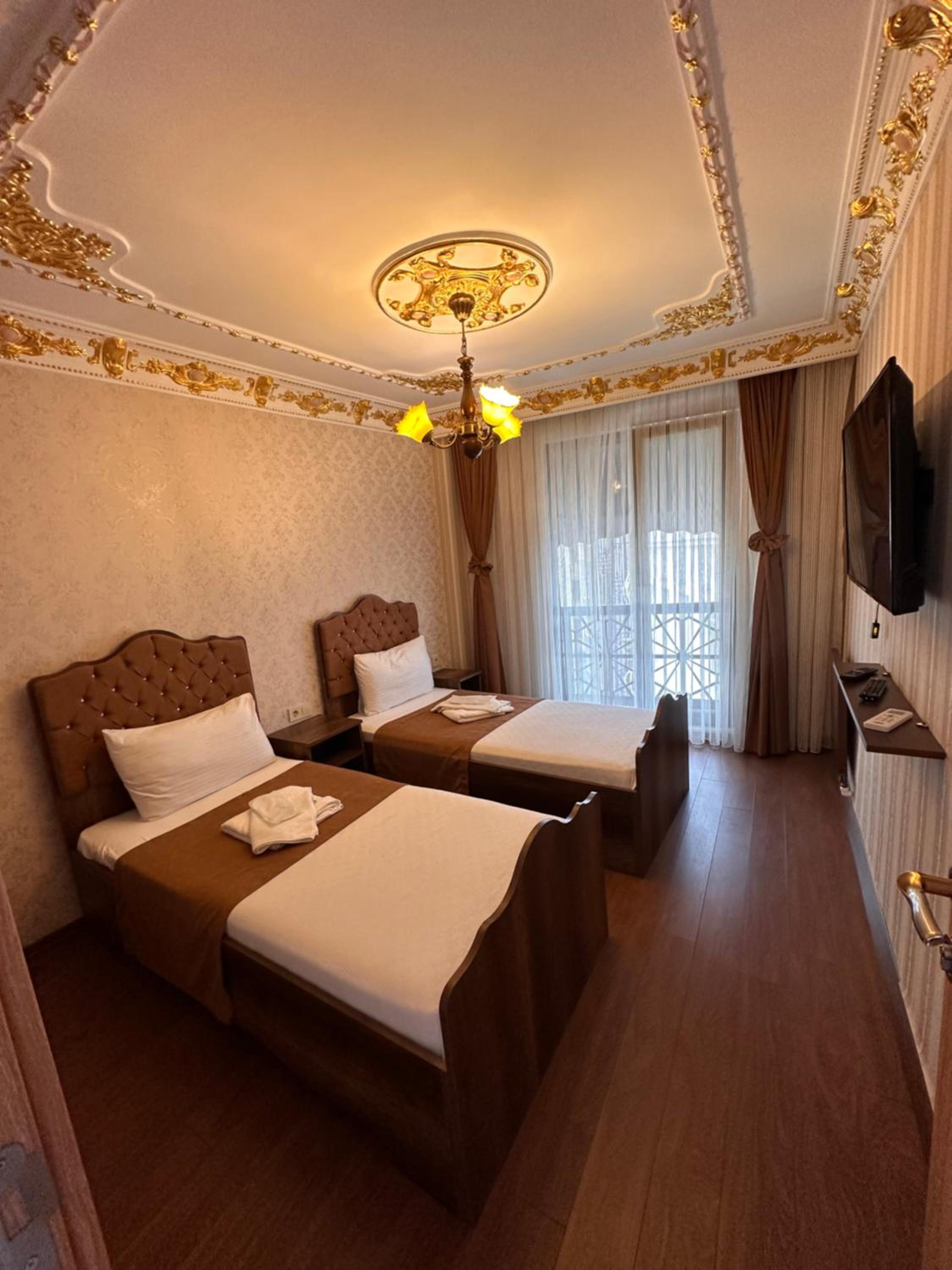 fafsuitehome - Image 15