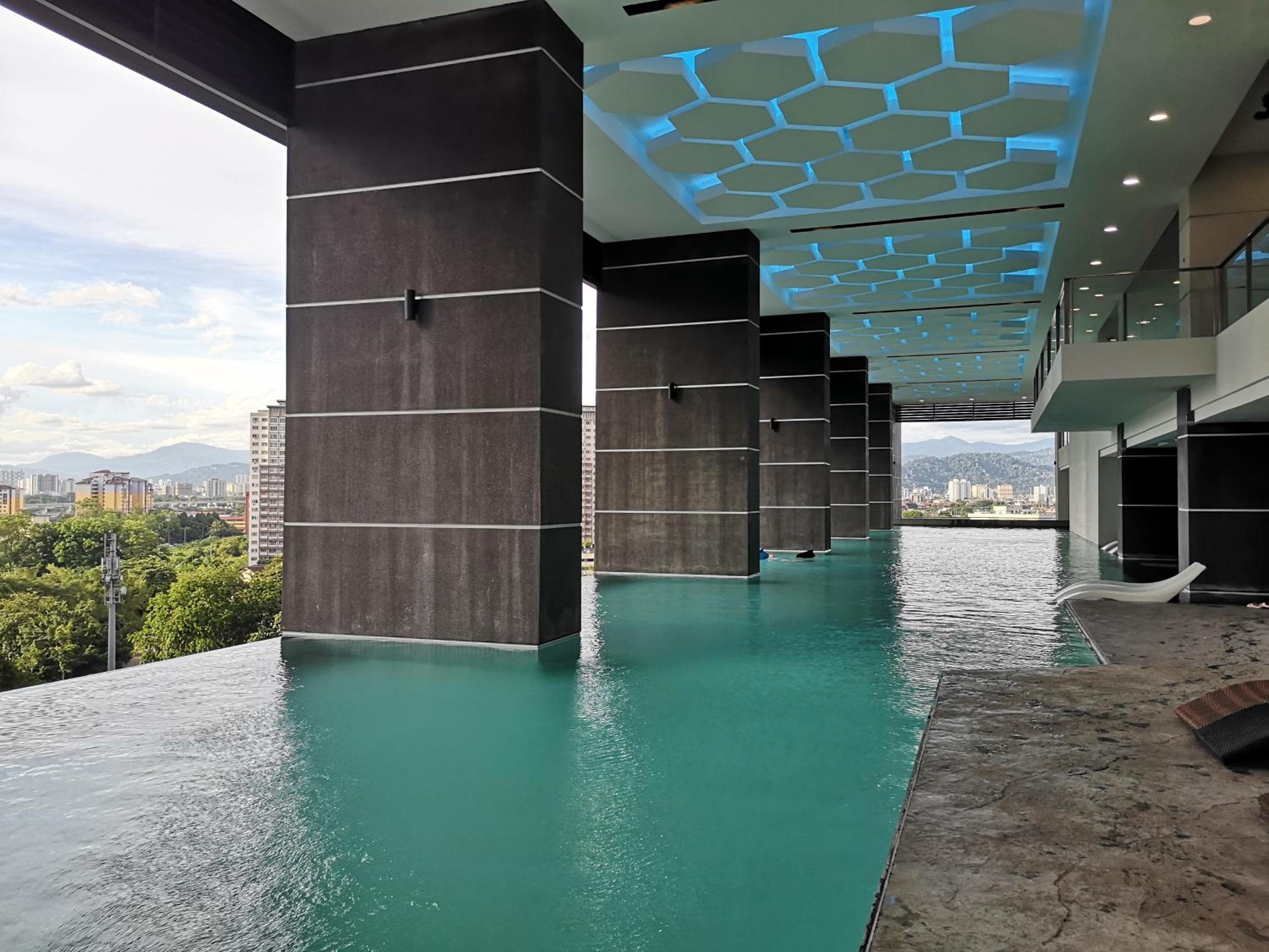Pool Heaven 1 beside Velocity Mall & MRT station