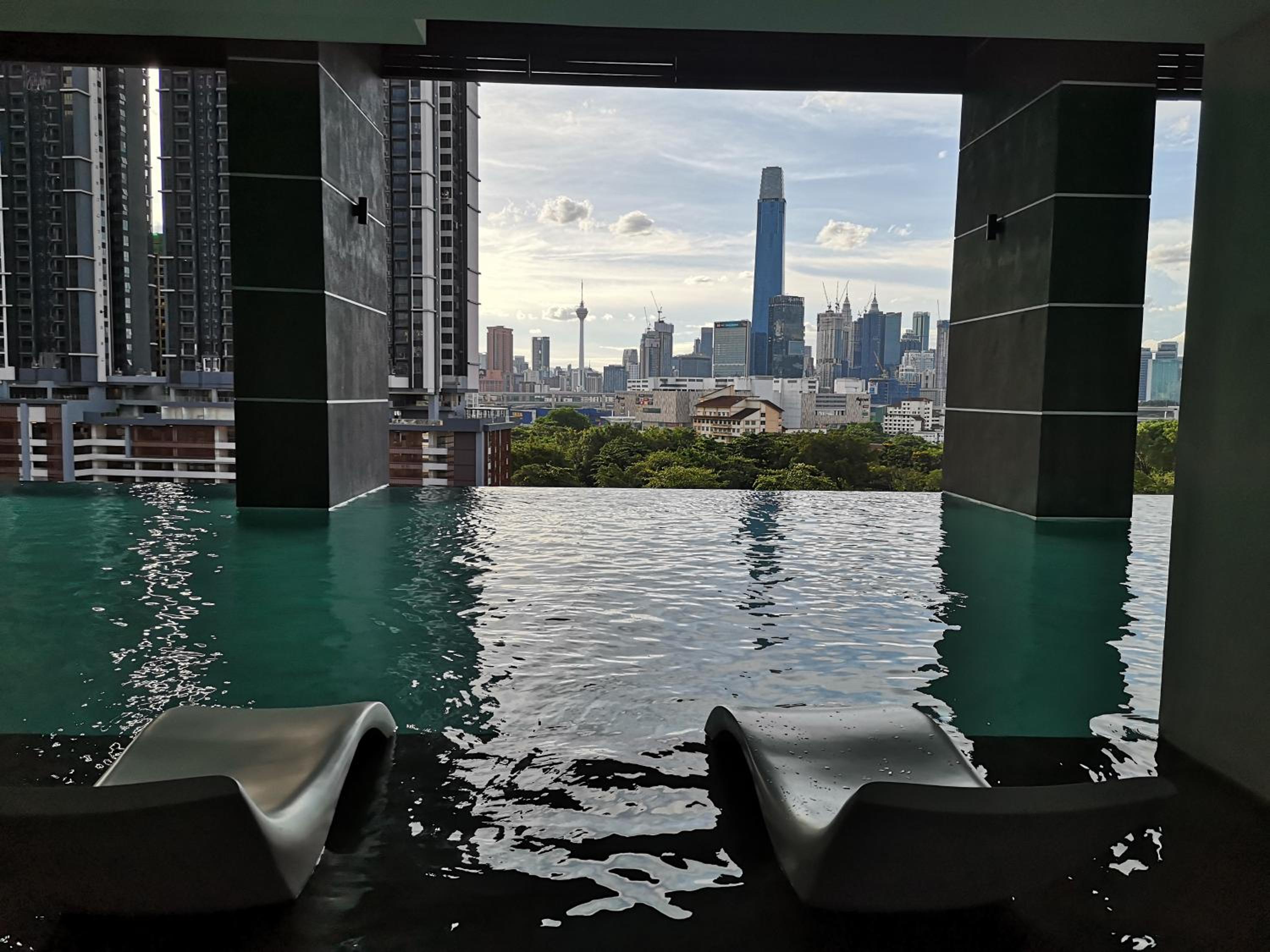 Pool Heaven 1 beside Velocity Mall & MRT station