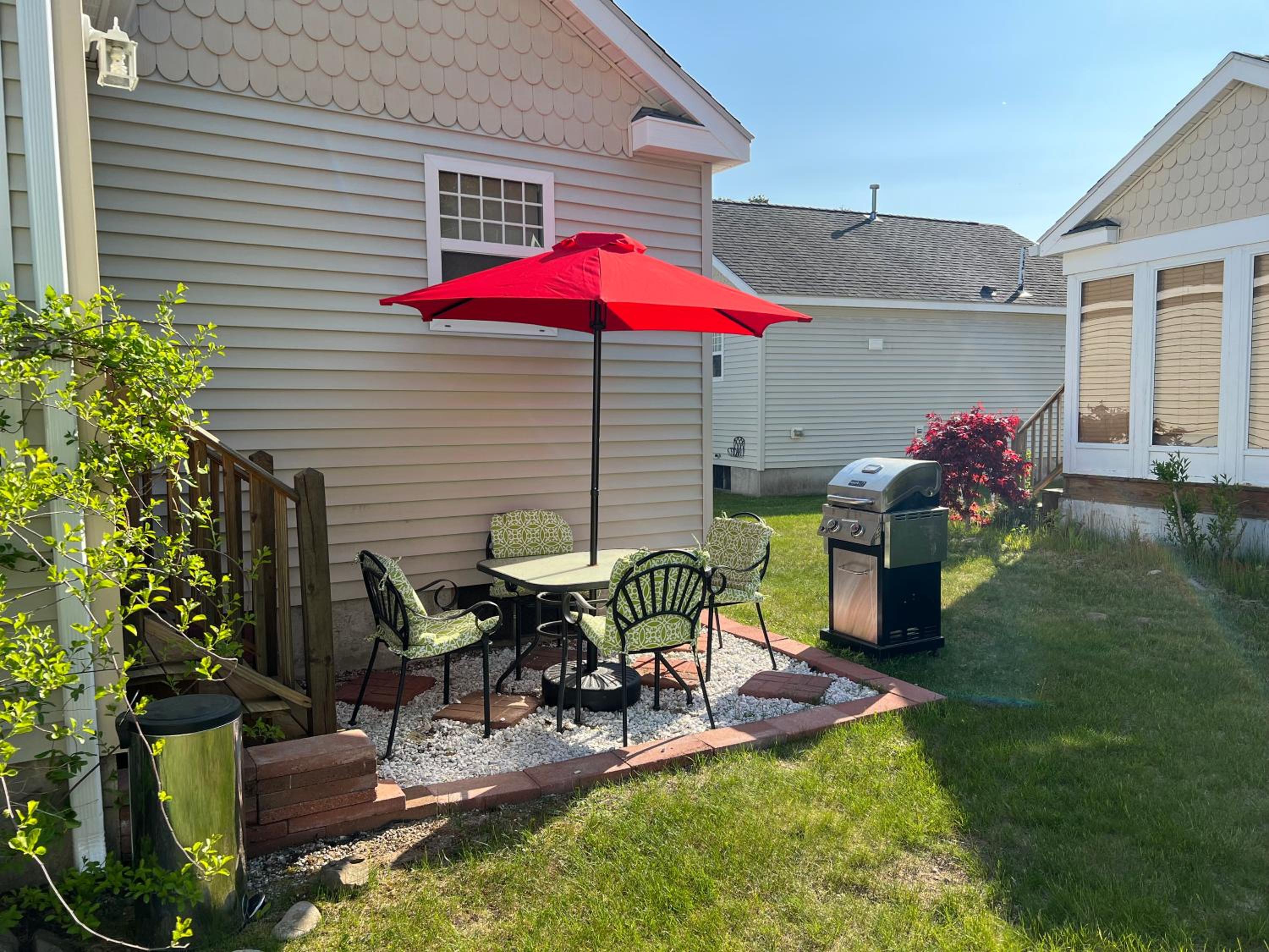 Cozy 2-Bedroom Cottage at Beach Dreams Resort! 1 Mile to the Beach and Downtown Areas view 4