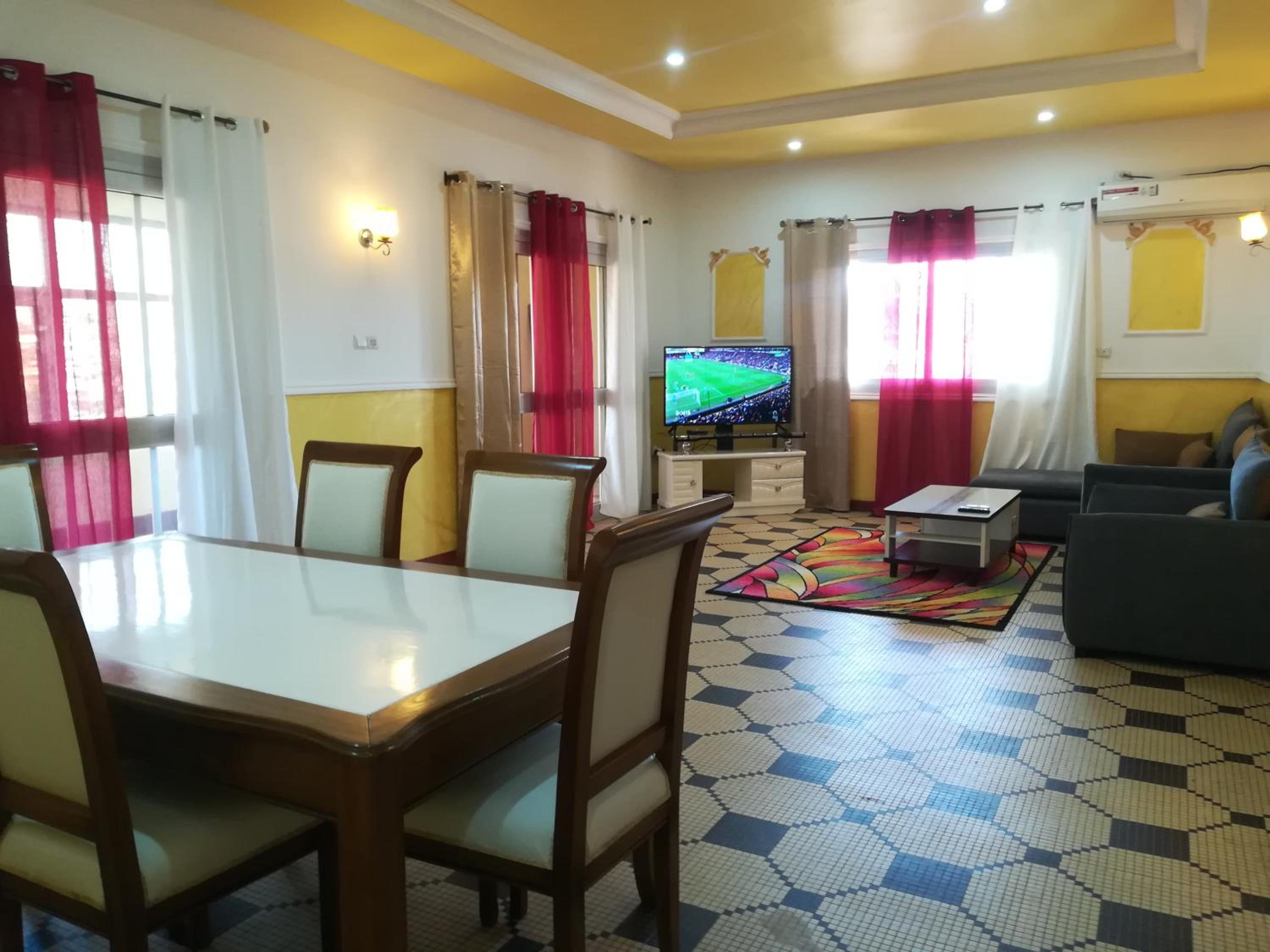 Appartement meublé 3 chambres Yaoundé Anguissa