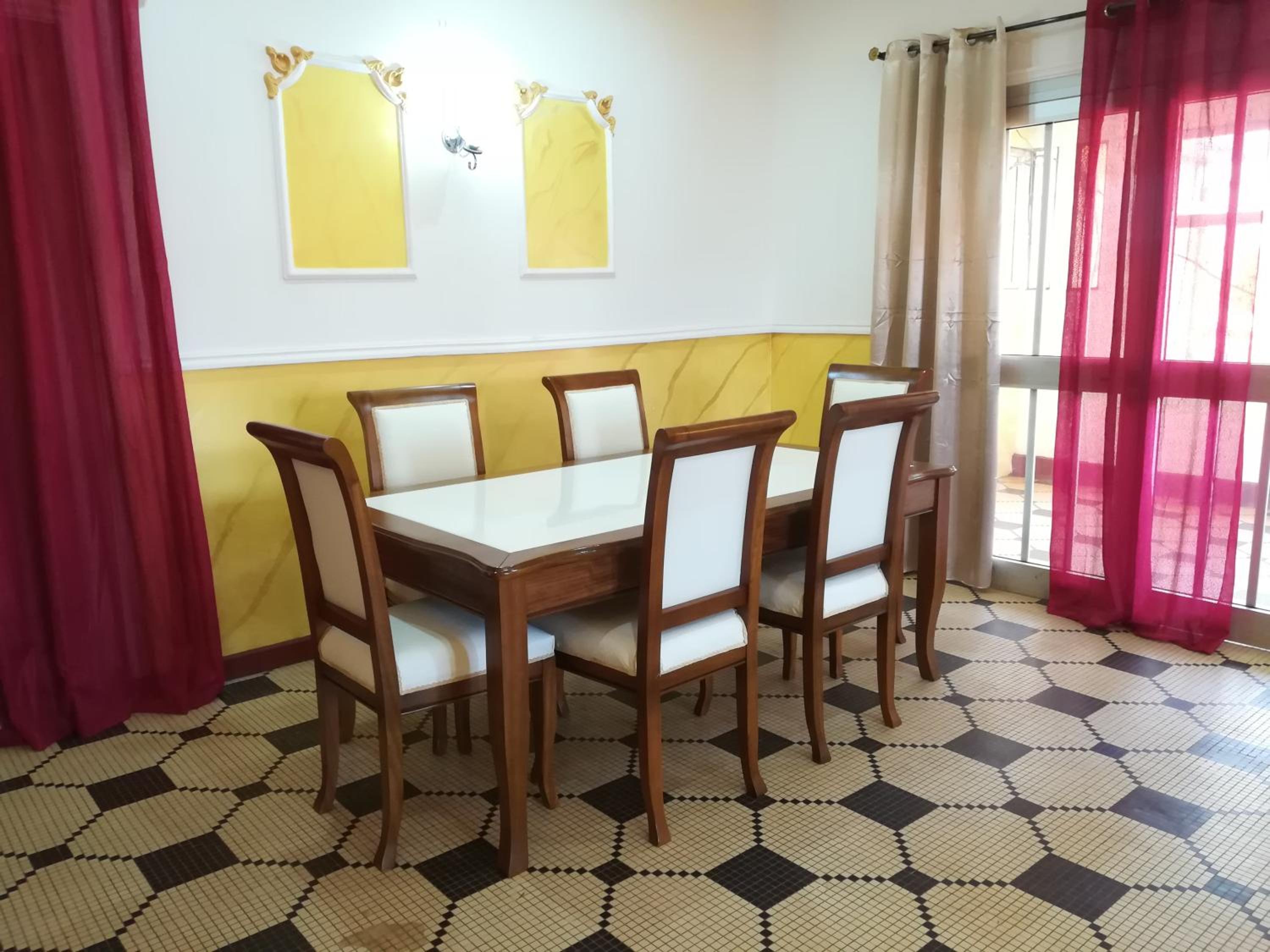 Appartement meublé 3 chambres Yaoundé Anguissa