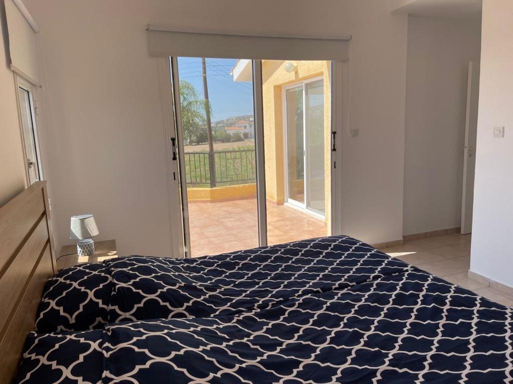 Coral Bay new furnished private villa with pool